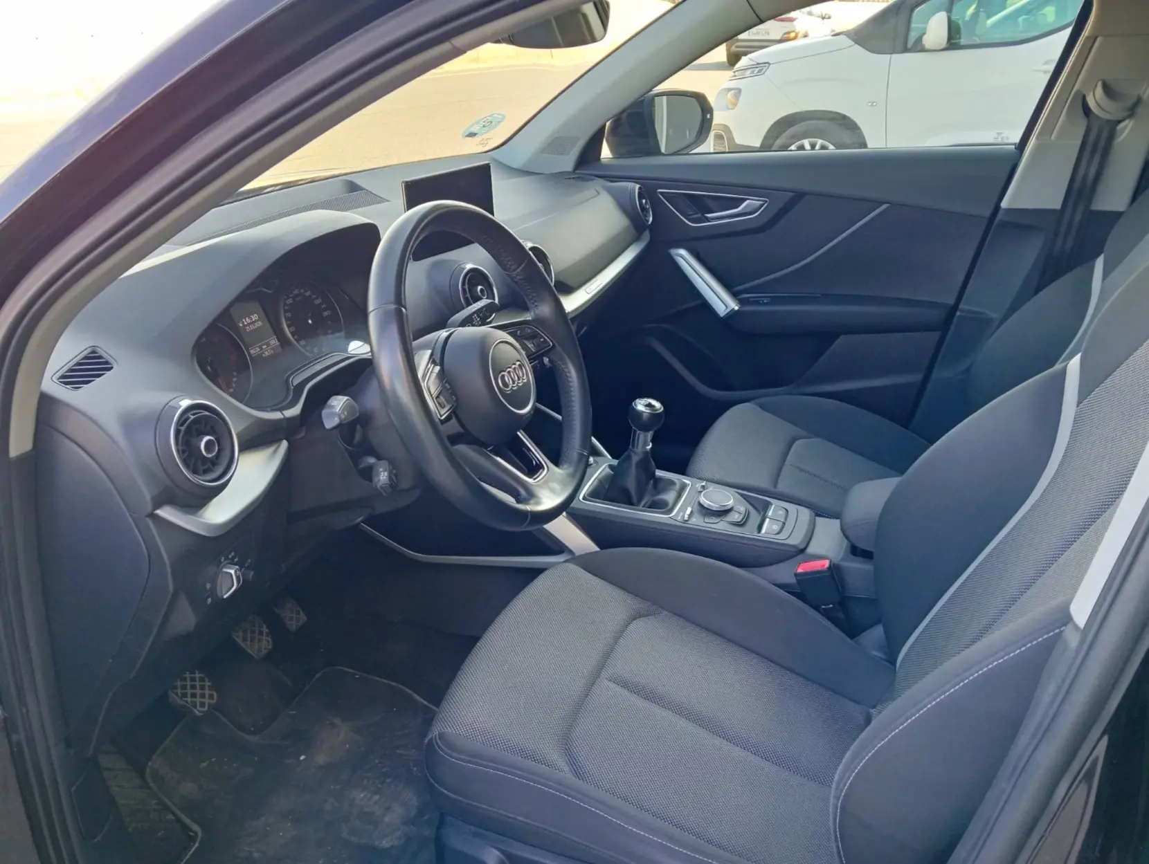 AUDI Q2 3.0 TDI - Miniatura 7