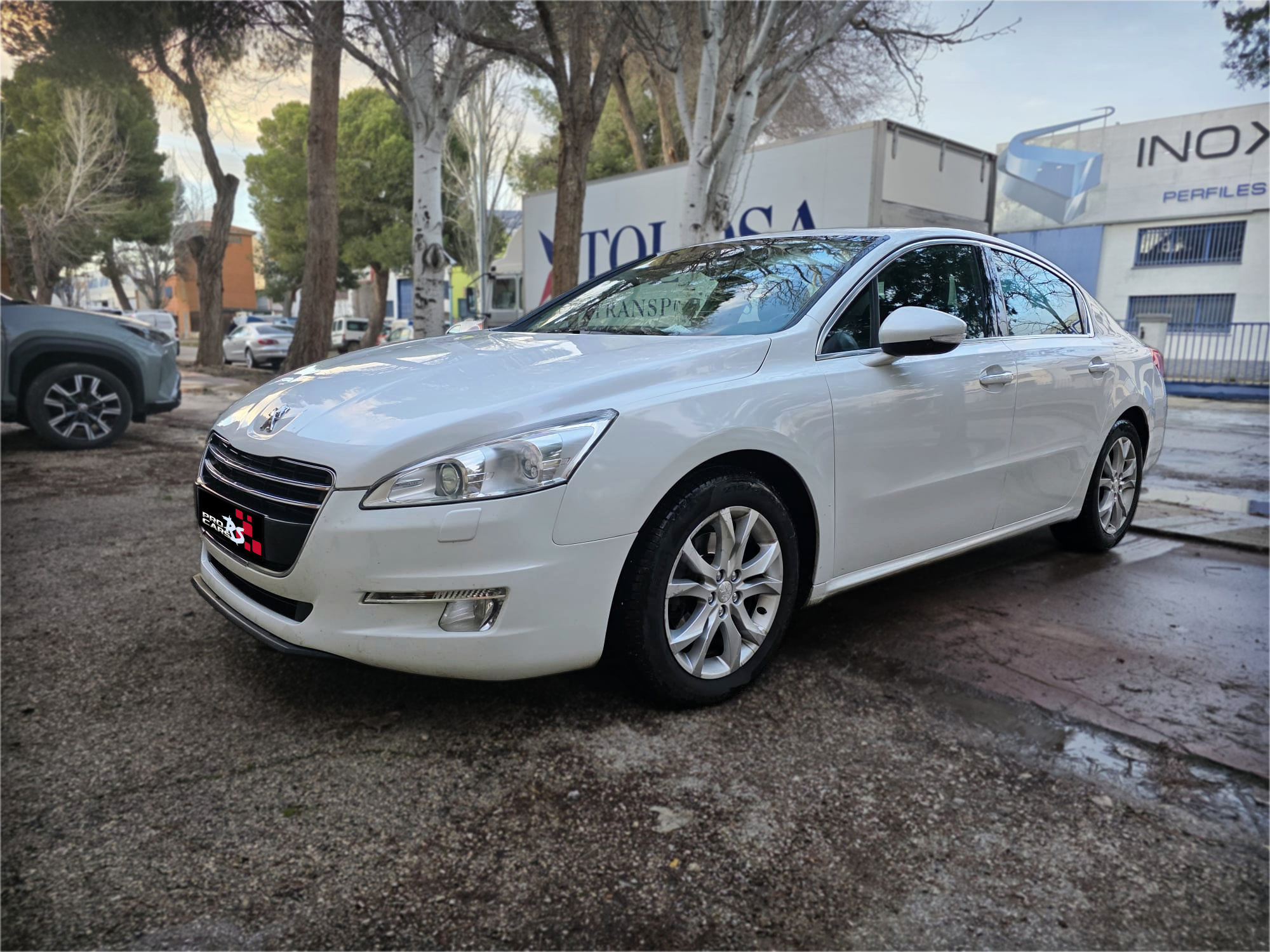 PEUGEOT 508 2.0 AUTO - Miniatura 2