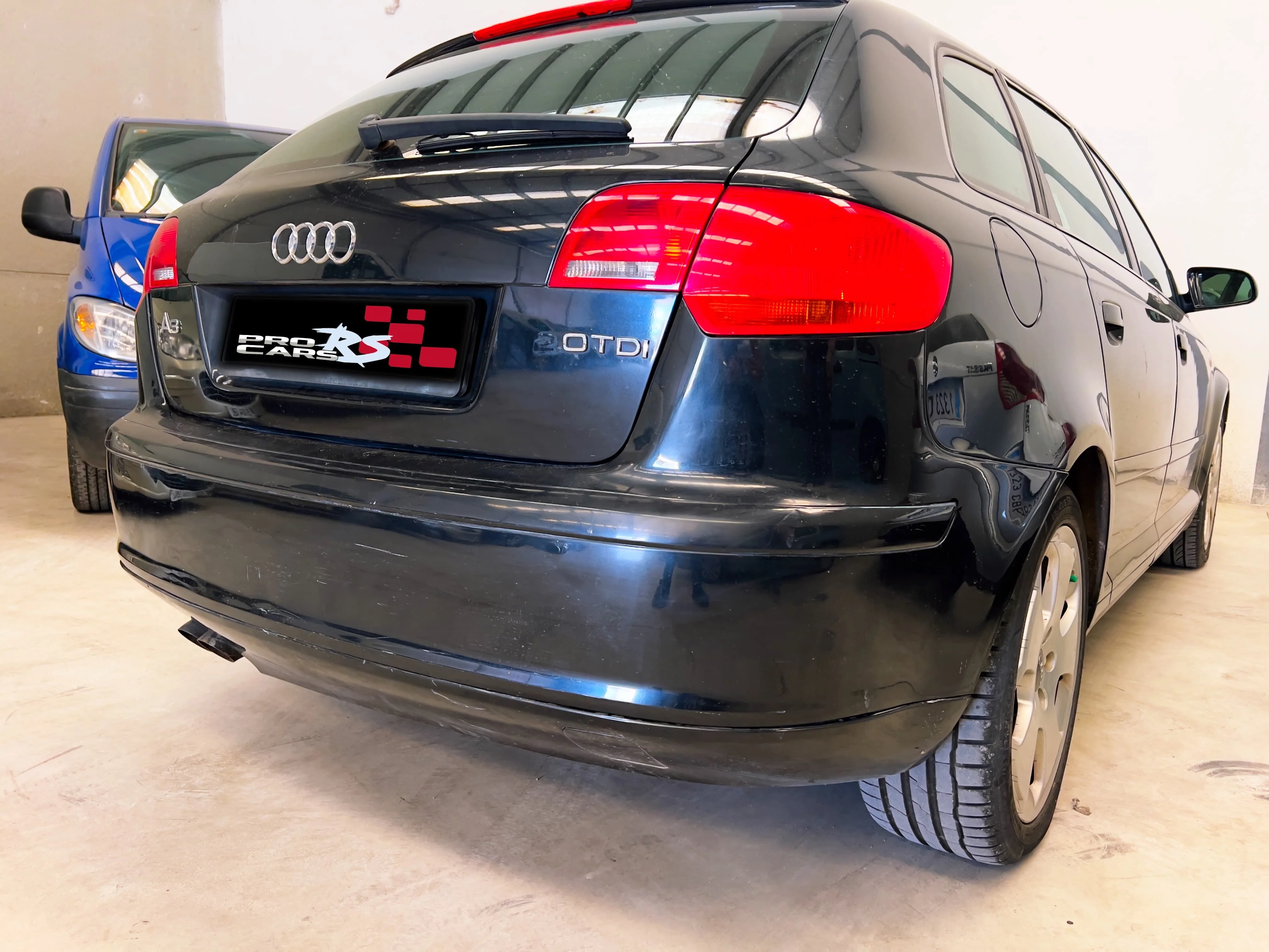 AUDI A-3 2.0 TDI - Miniatura 4
