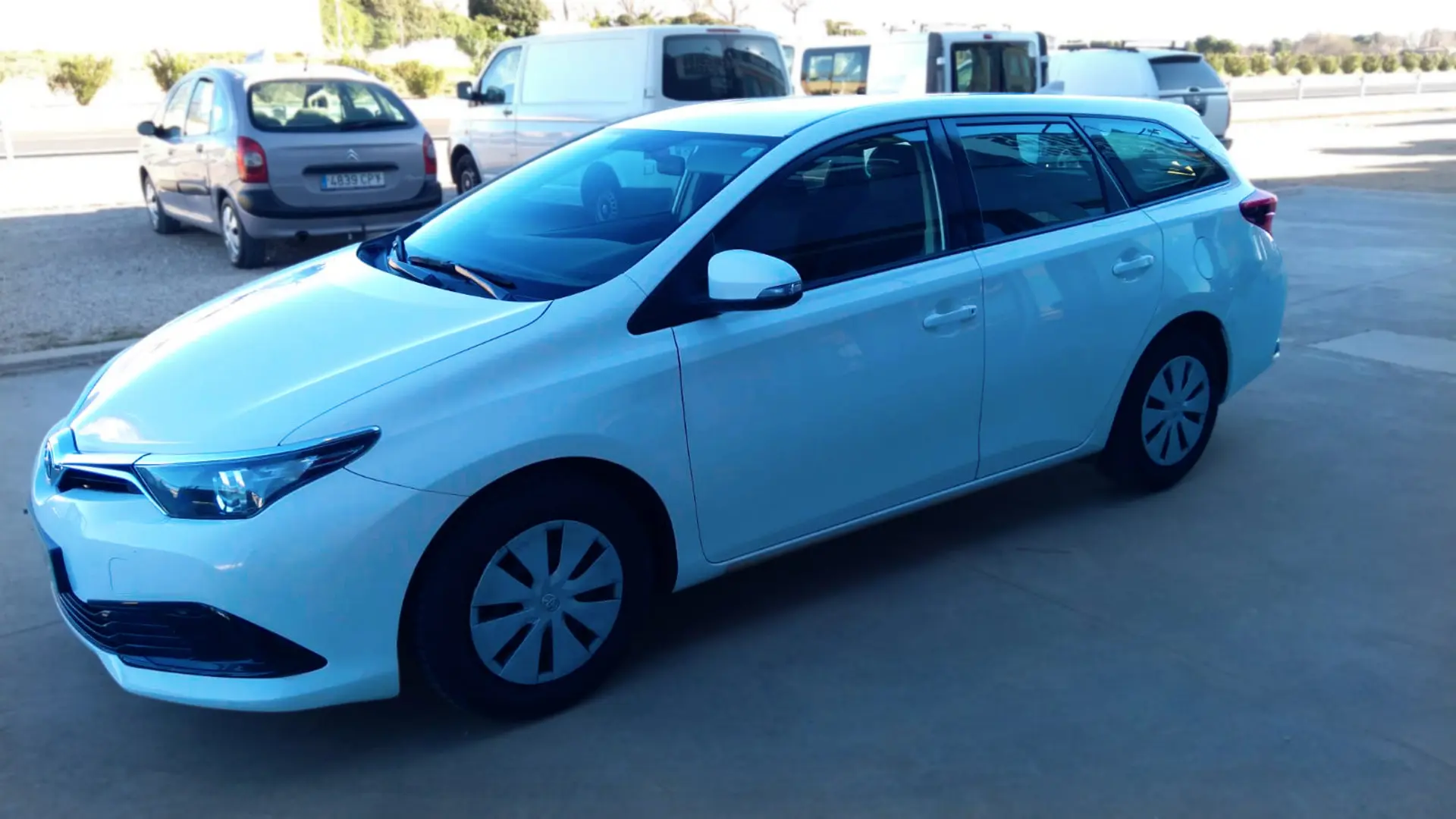 TOYOTA AURIS 1.4 D RANCHERA - Miniatura 7