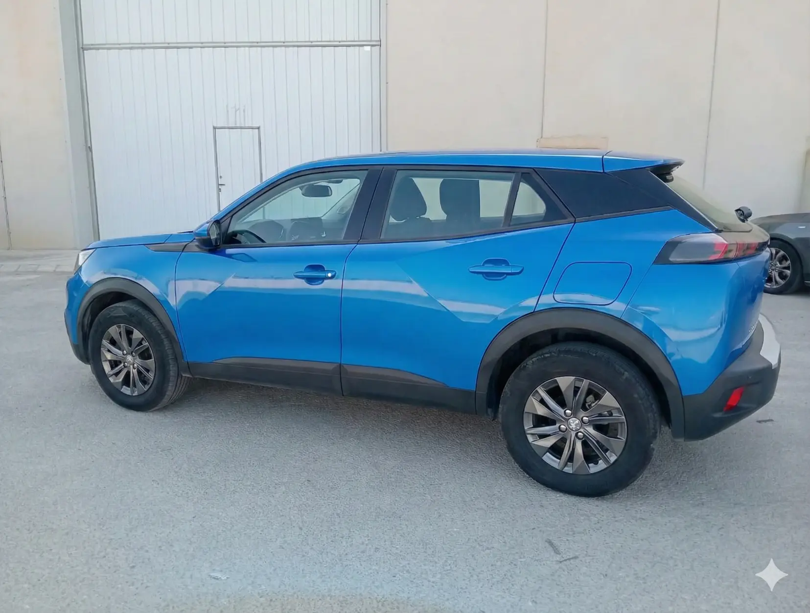 PEUGEOT 2008 1.5 HDI - Miniatura 2