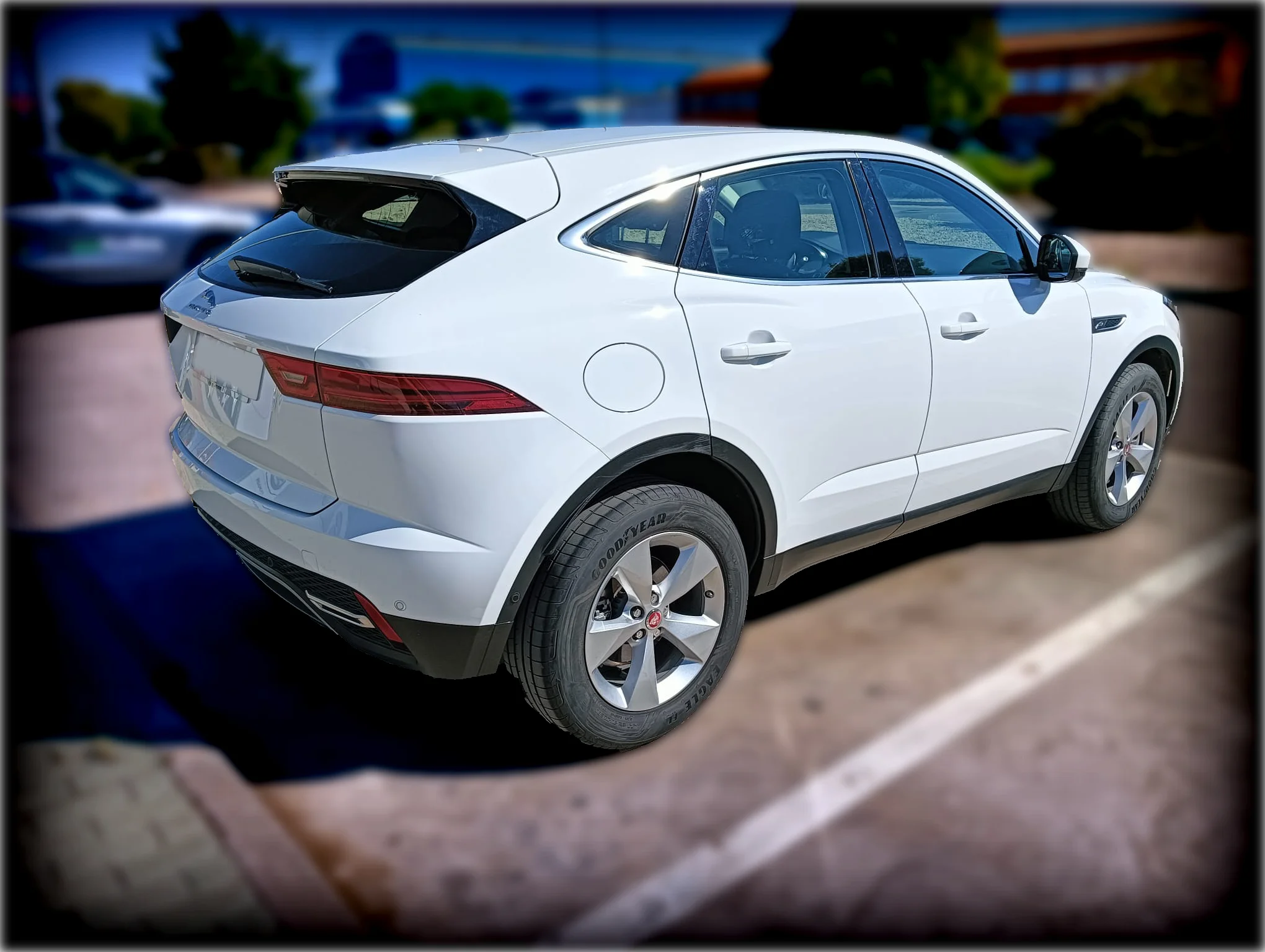 JAGUAR EPACE - Miniatura 2