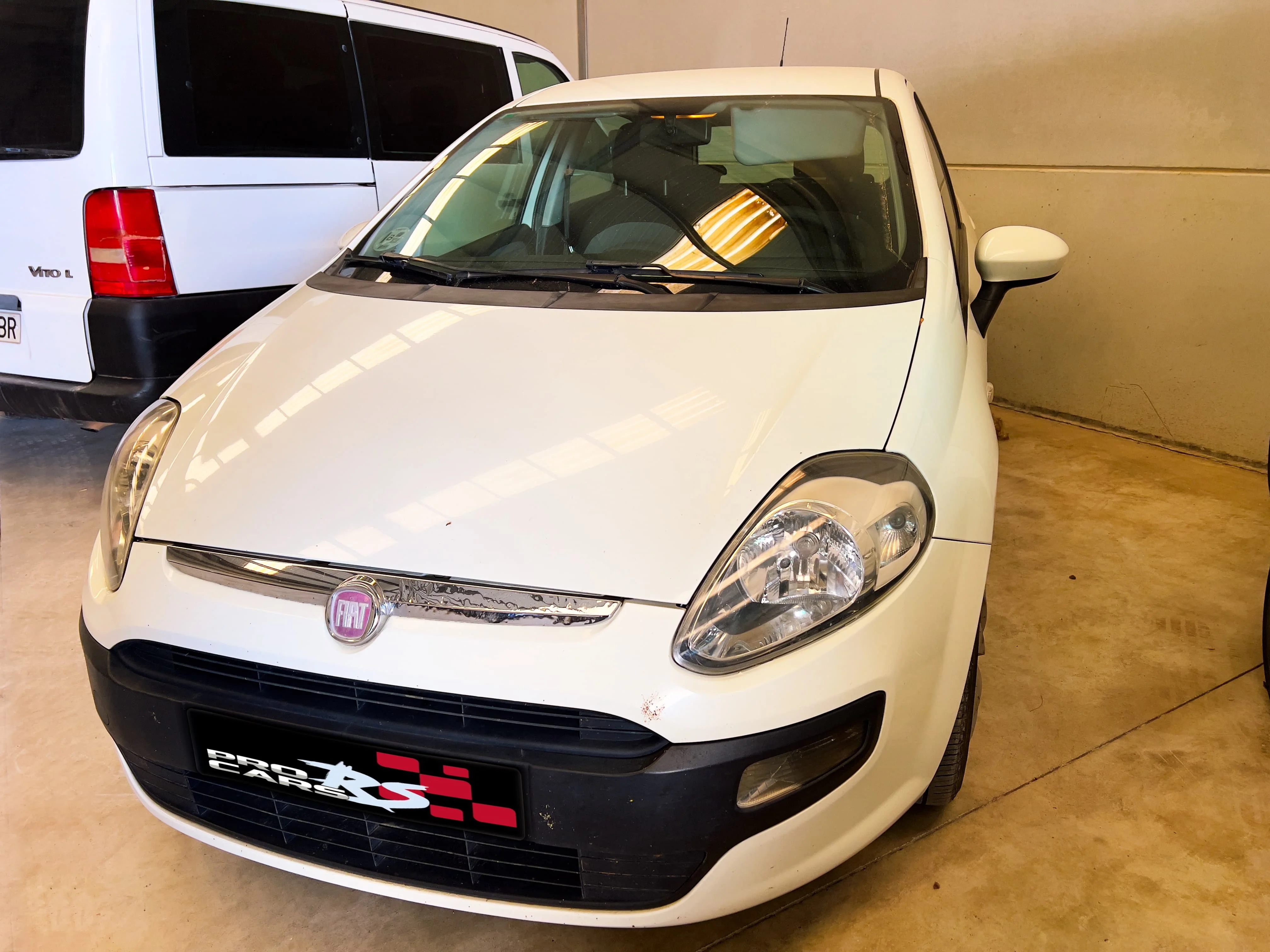 FIAT PUNTO 1.3 D - Foto 1