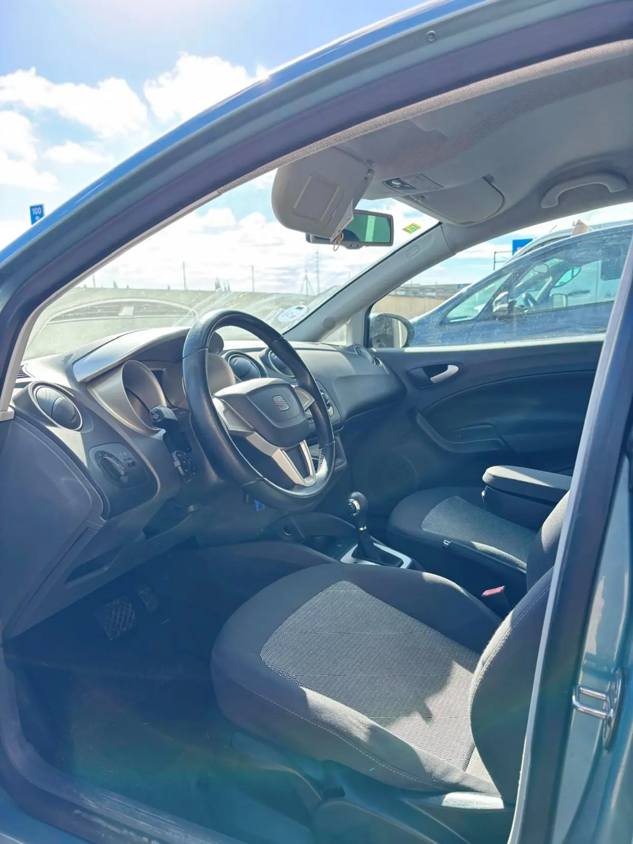 SEAT IBIZA 1.6I G - Miniatura 6