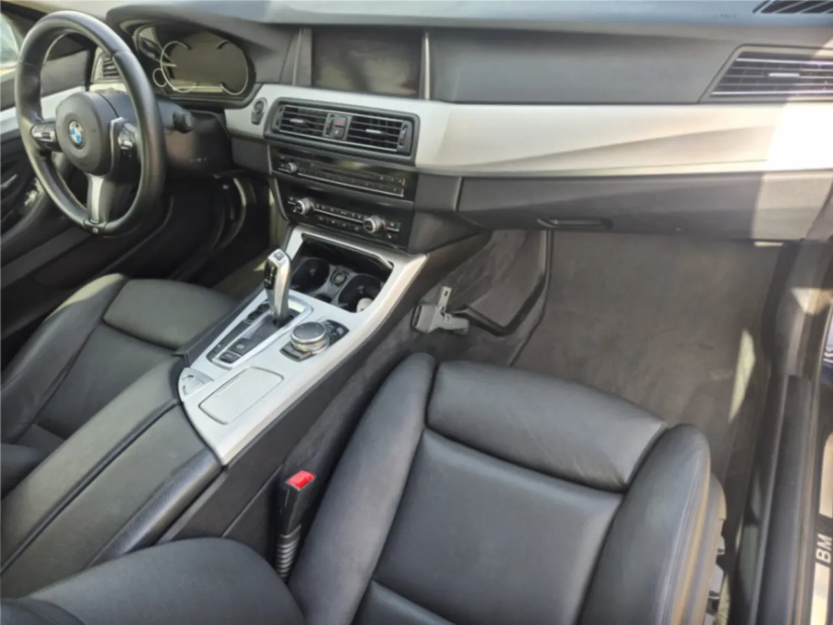 BMW SERIE 5 520I 2.0CC - Miniatura 7