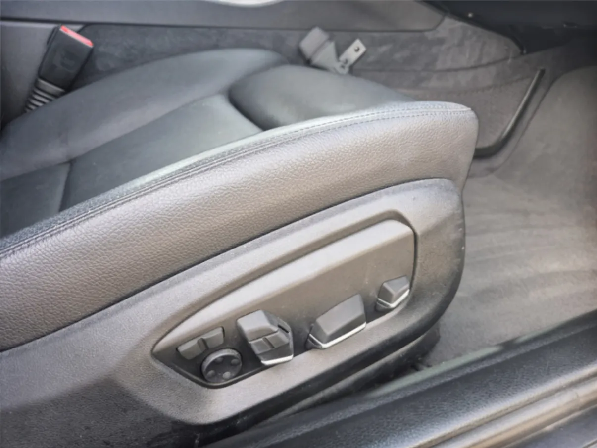 BMW SERIE 5 520I 2.0CC - Miniatura 8