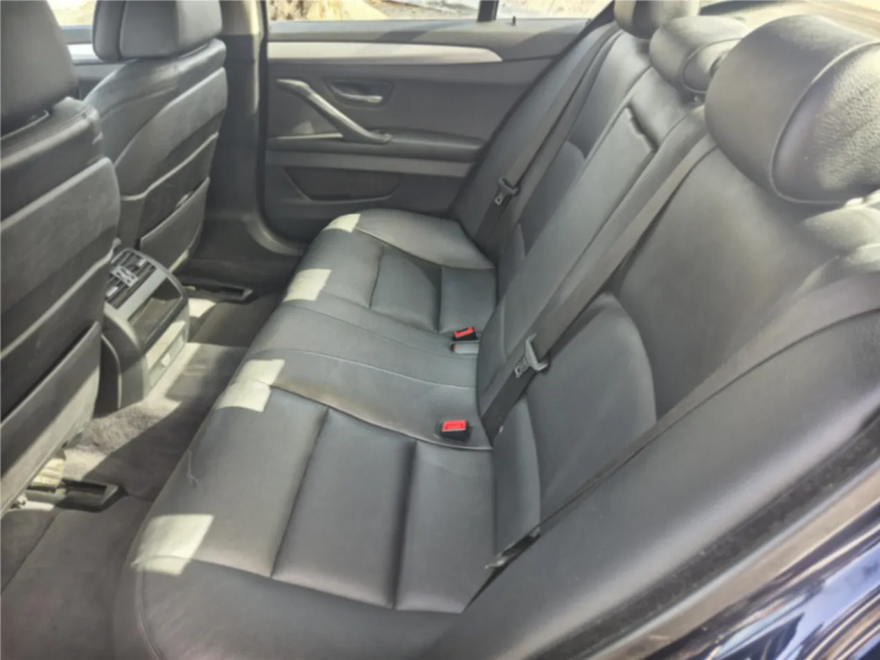 BMW SERIE 5 520I 2.0CC - Miniatura 9