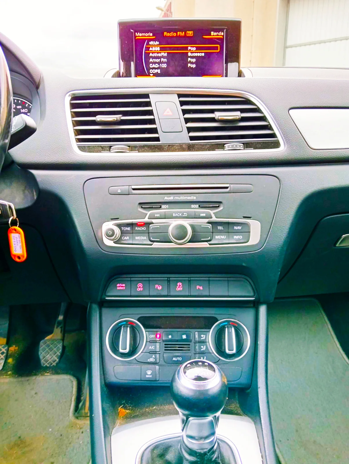 AUDI Q-3 2.0 - Miniatura 6