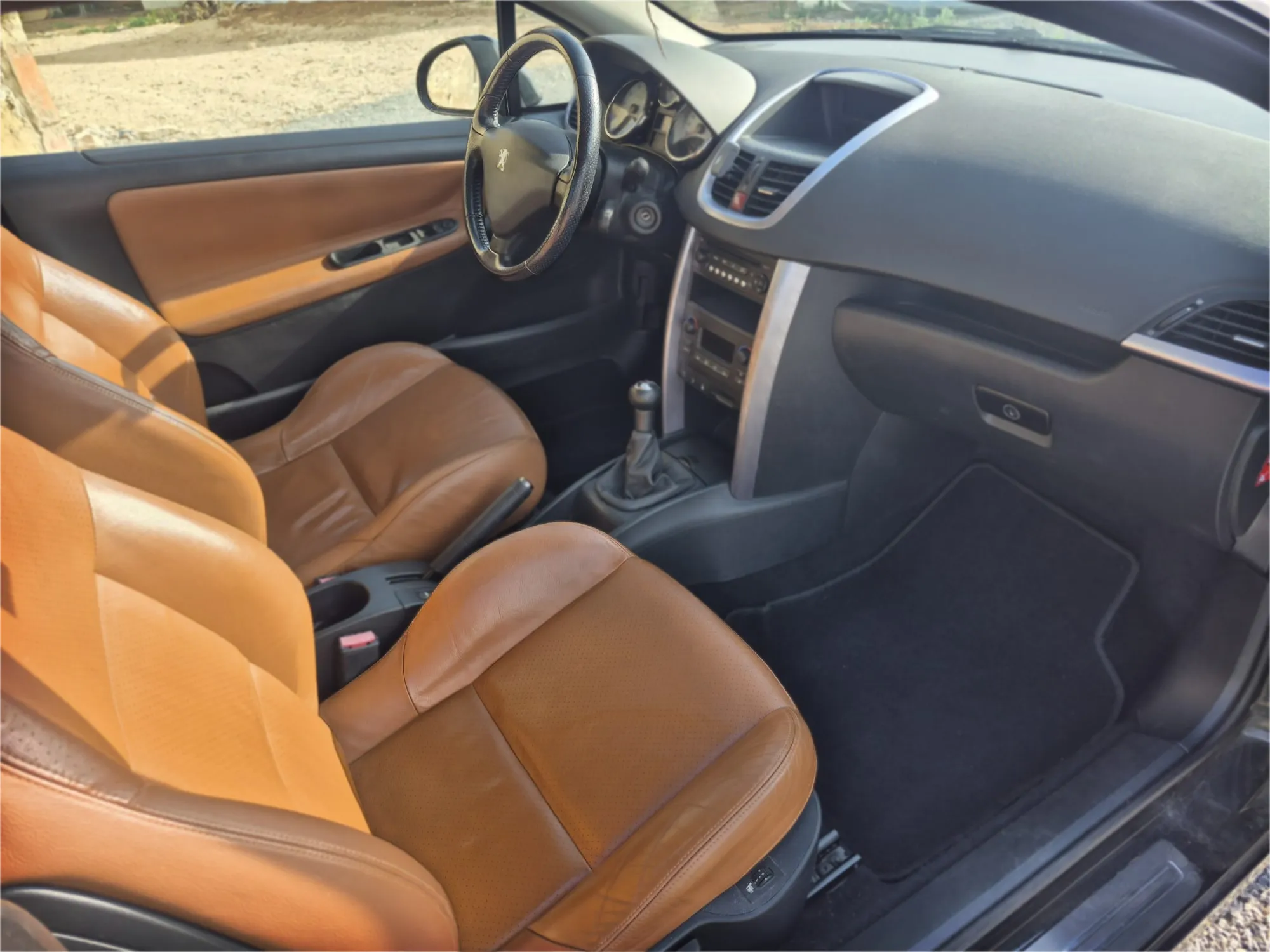 PEUGEOT 207 CC - Miniatura 12