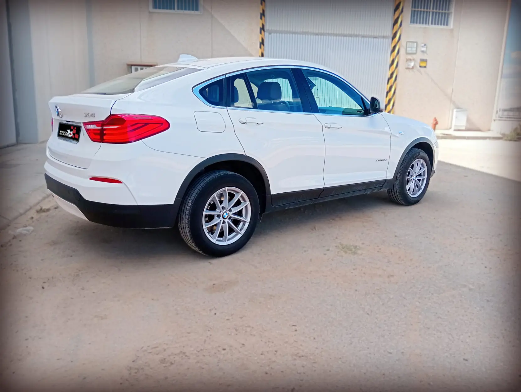 BMW X-4 XDRIVE 2.0 TDI - Miniatura 3