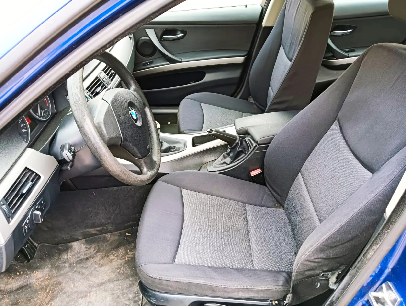 BMW 318D  2.0 - Miniatura 6