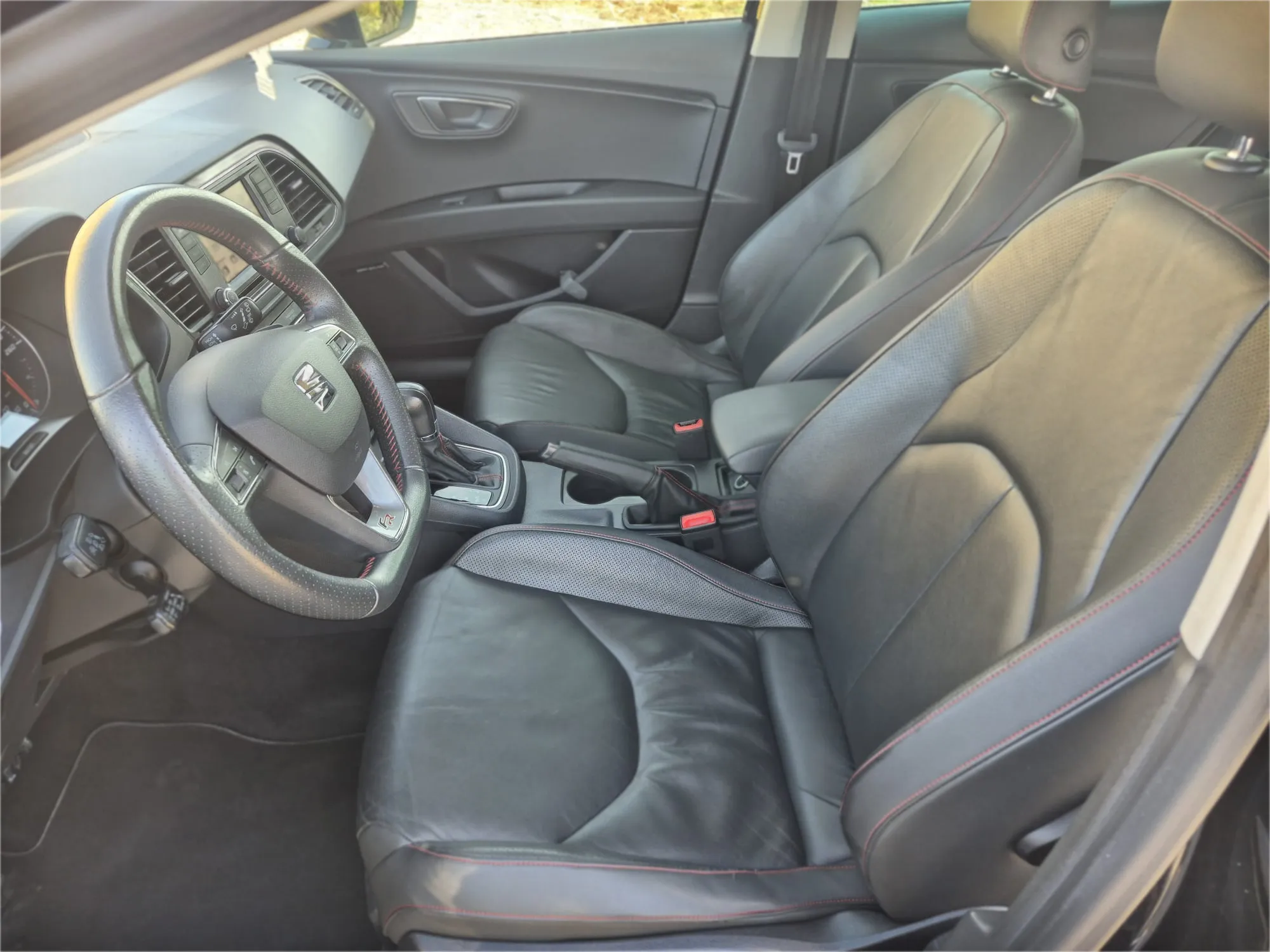 SEAT LEON FR 2.0TDI - Miniatura 10