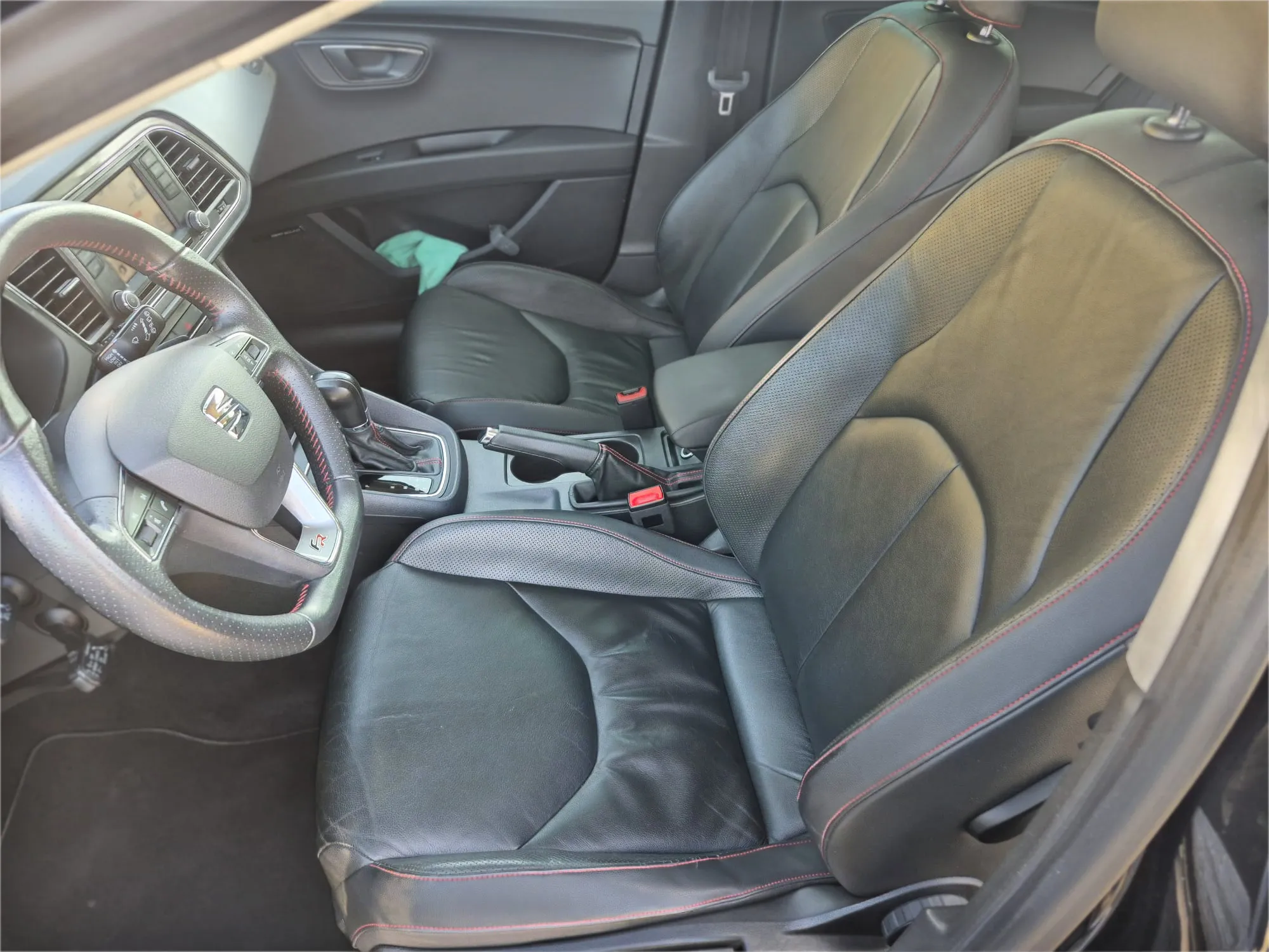 SEAT LEON FR 2.0TDI - Miniatura 13