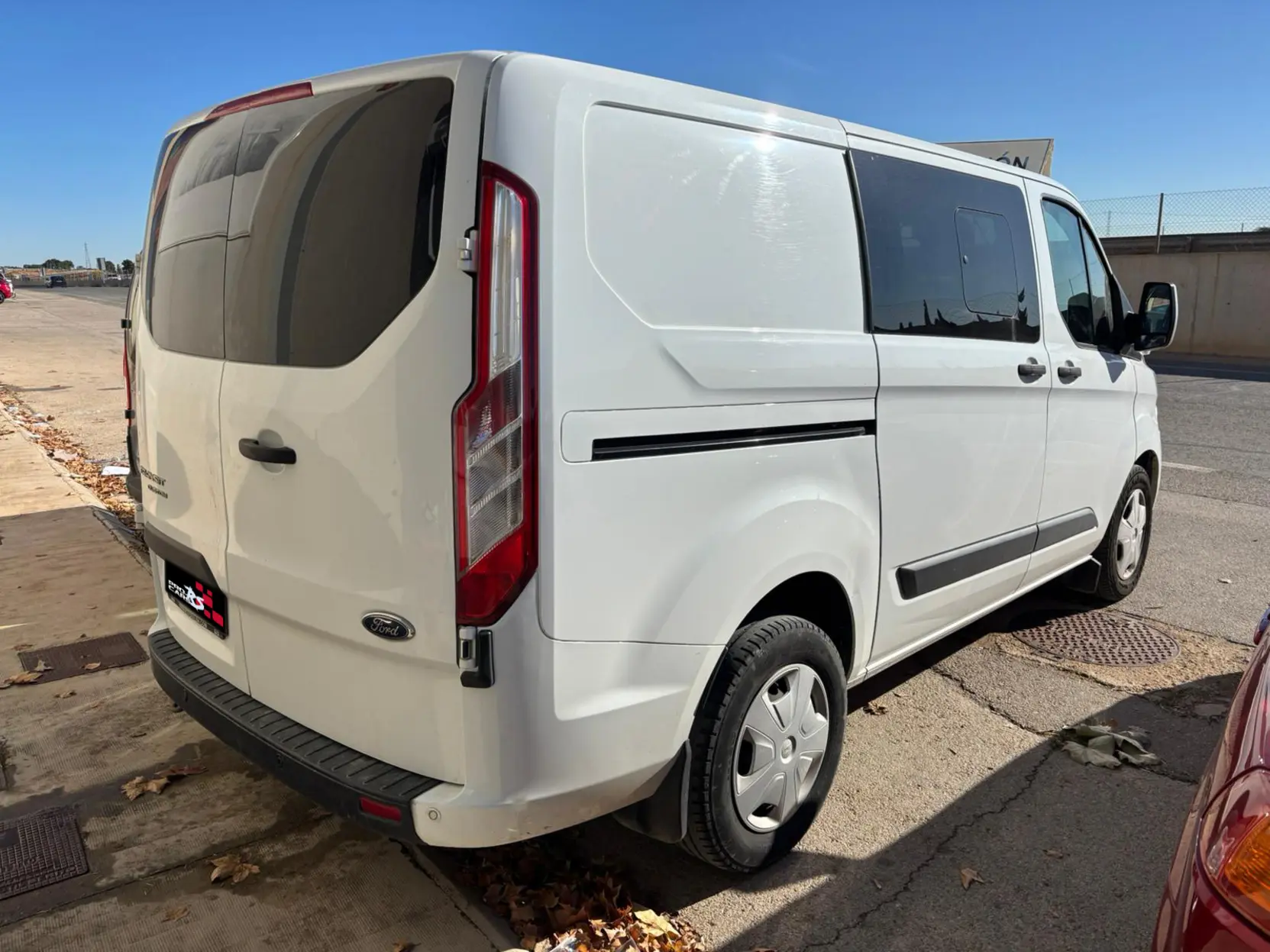 FORD TRANSIT CUSTOM 2.0D COM - Miniatura 4