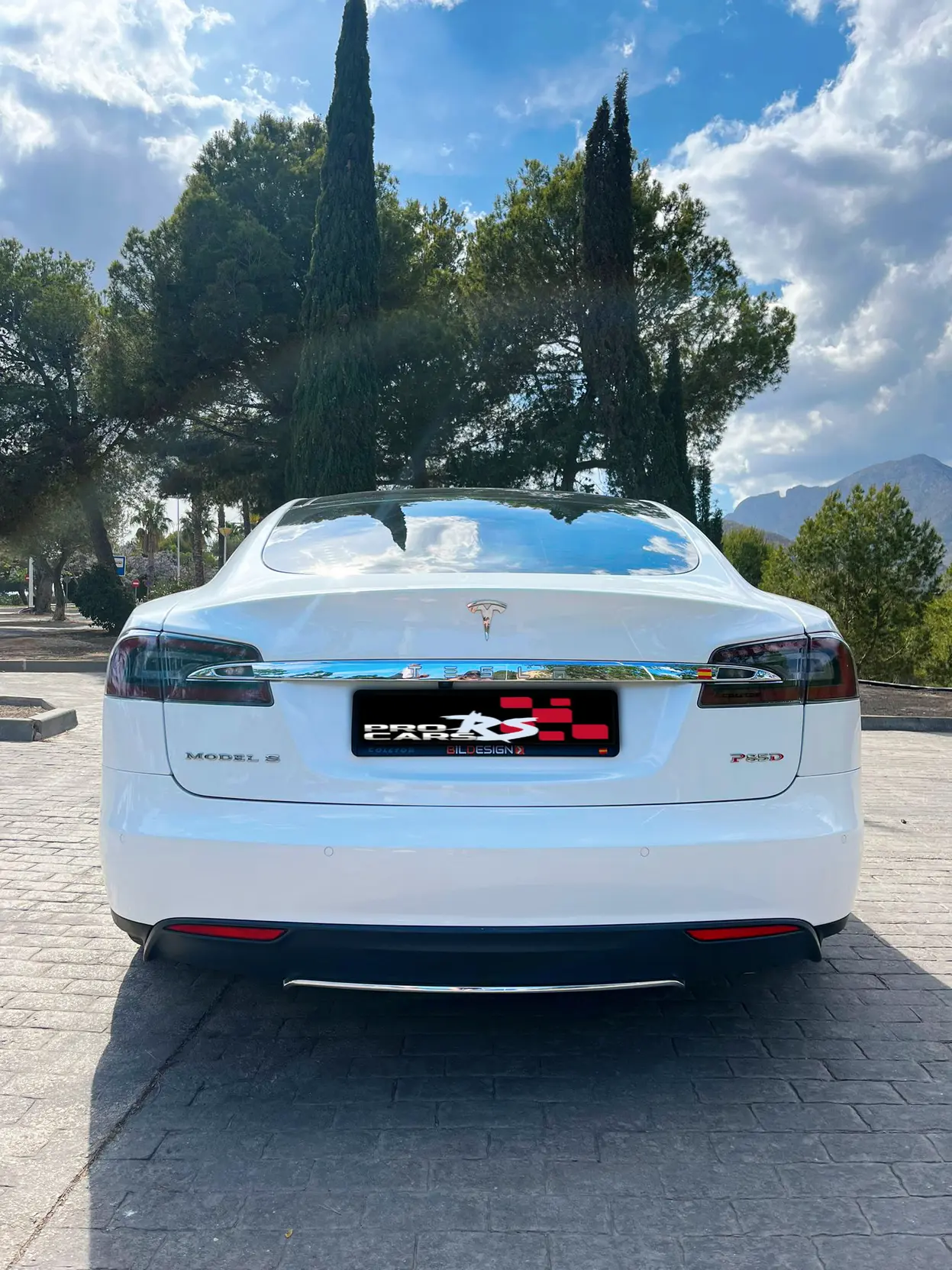 TESLA MODEL S - Miniatura 5