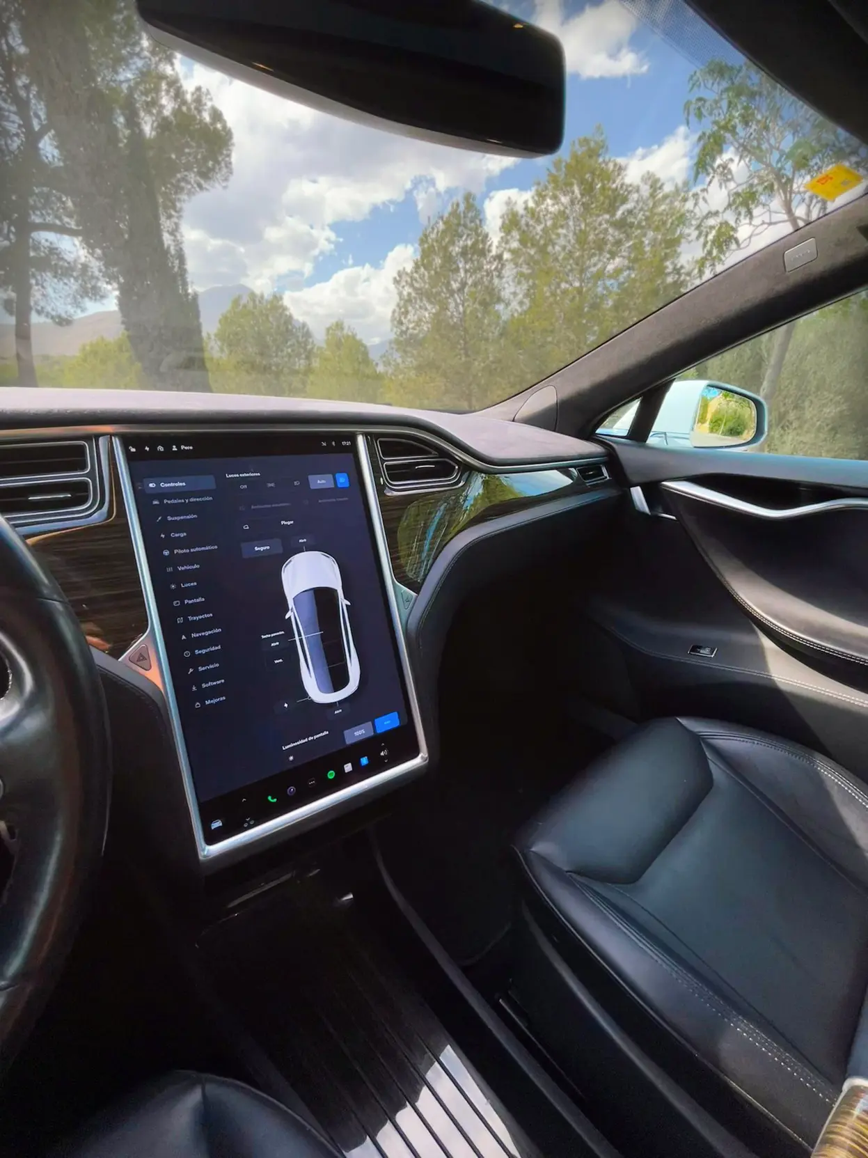 TESLA MODEL S - Miniatura 10