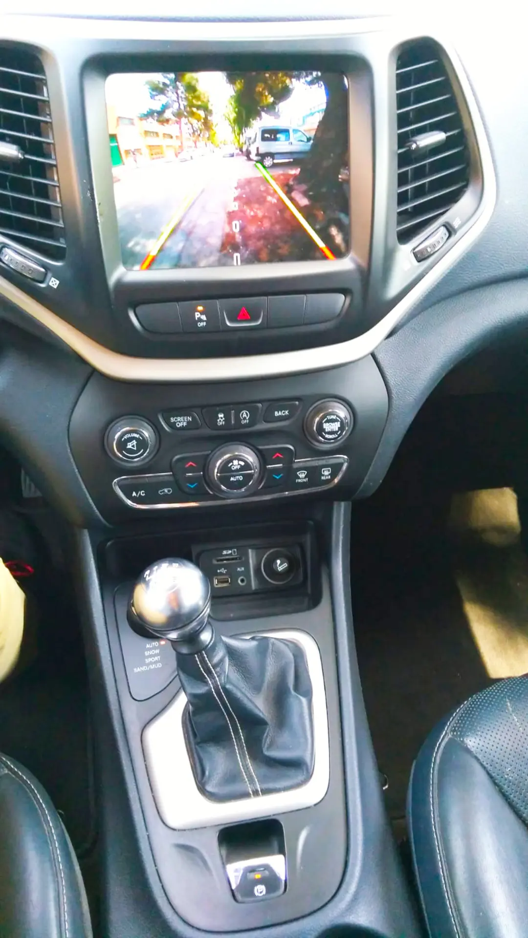 JEEP CHEROKEE LIMITE 2.0 D - Miniatura 7