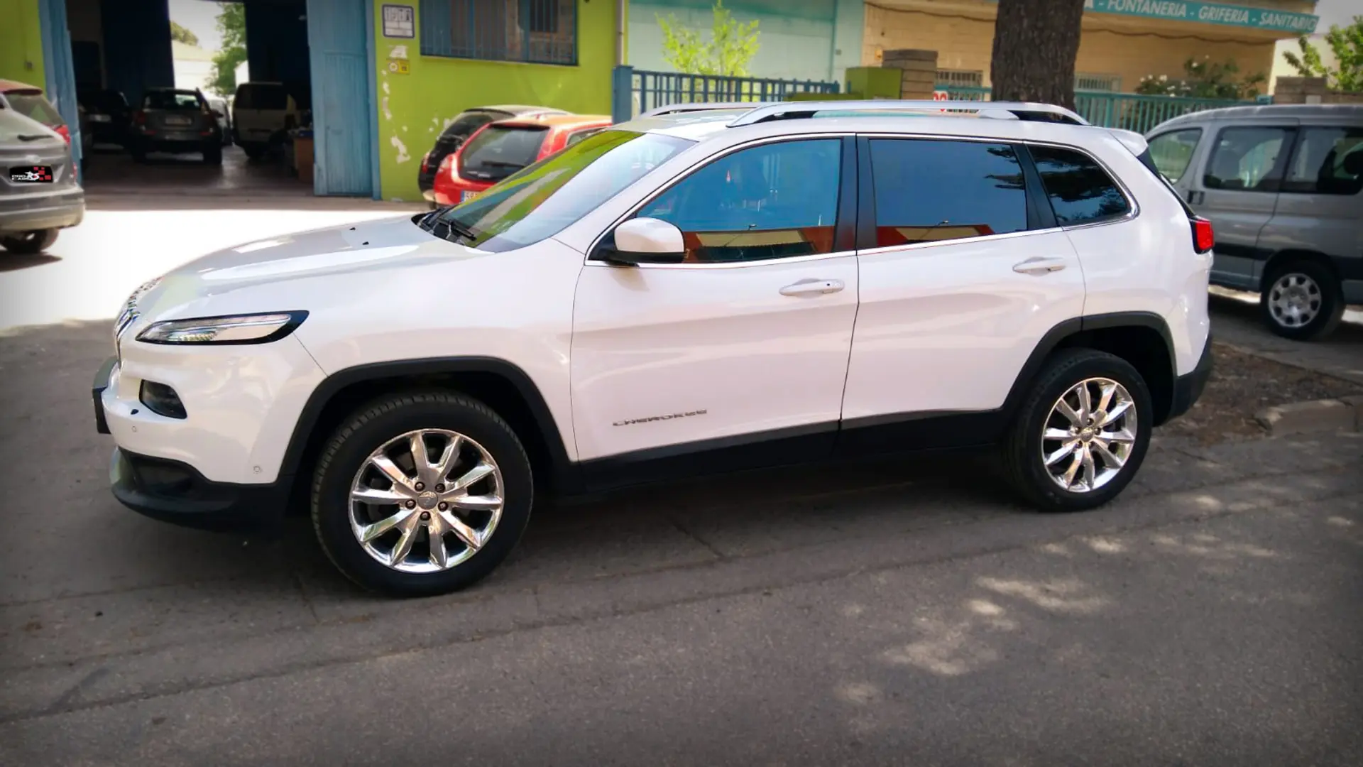 JEEP CHEROKEE LIMITE 2.0 D - Miniatura 2