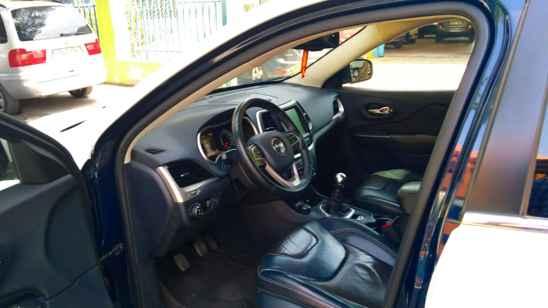 JEEP CHEROKEE LIMITE 2.0 D - Miniatura 6