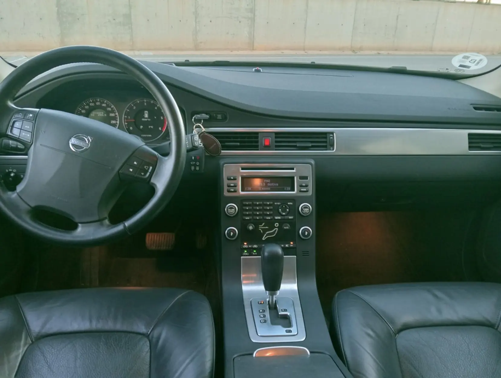 VOLVO V70 2.4 - Miniatura 6