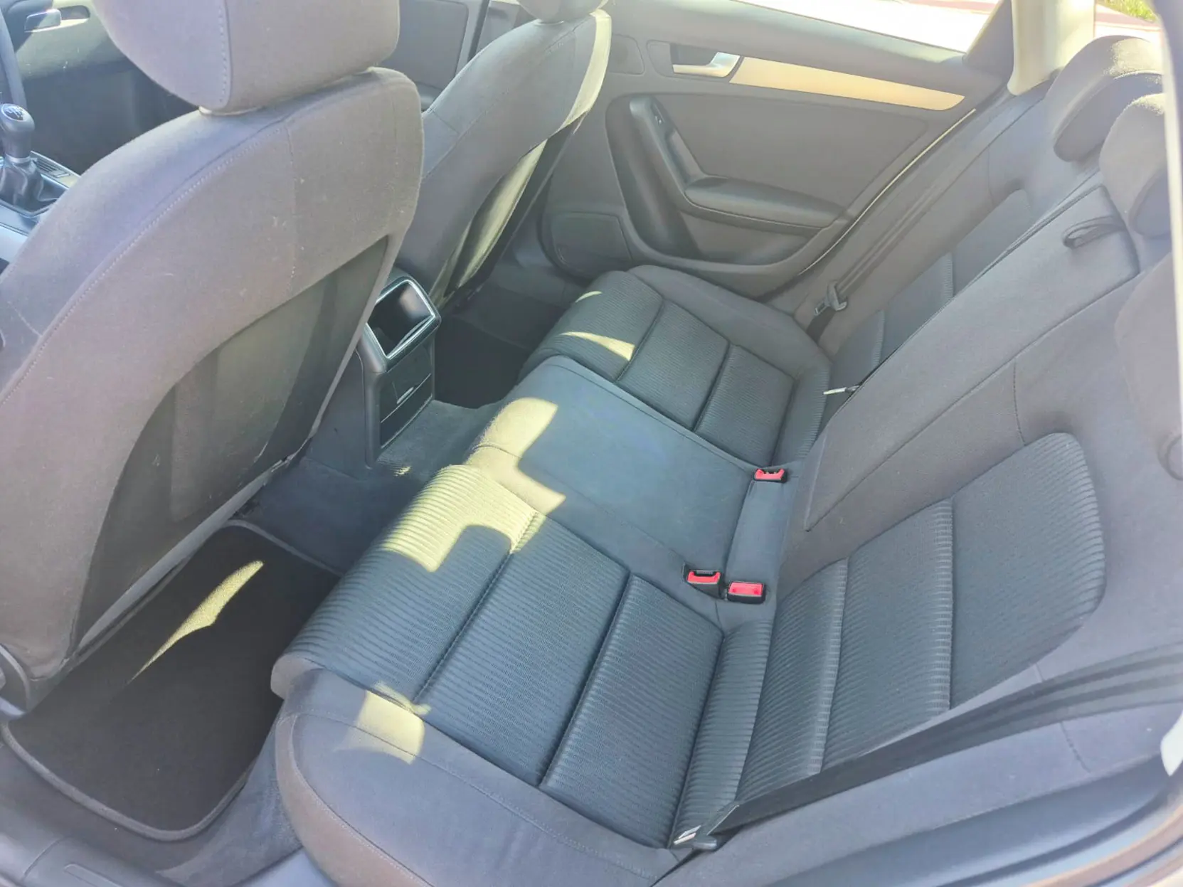 AUDI A-4 2.0 TDI - Miniatura 13