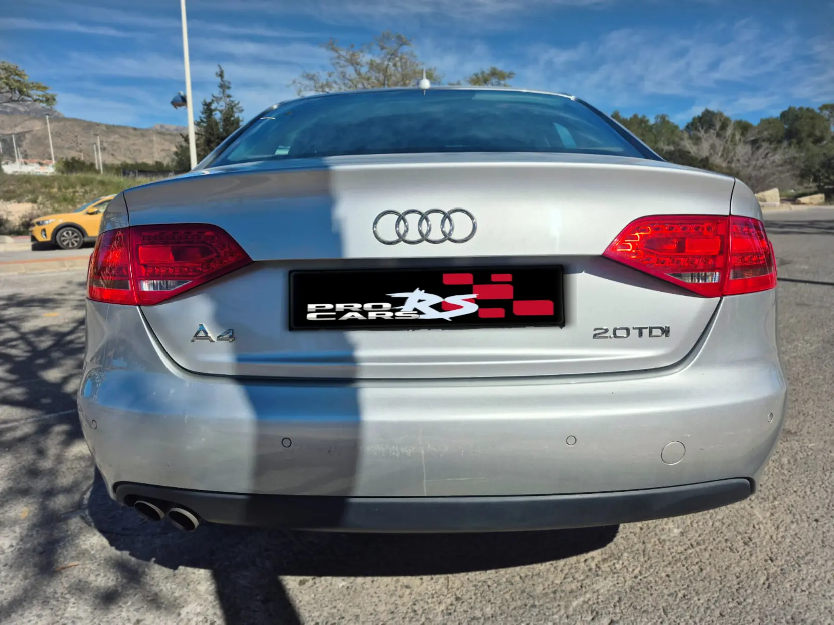 AUDI A-4 2.0 TDI - Miniatura 5