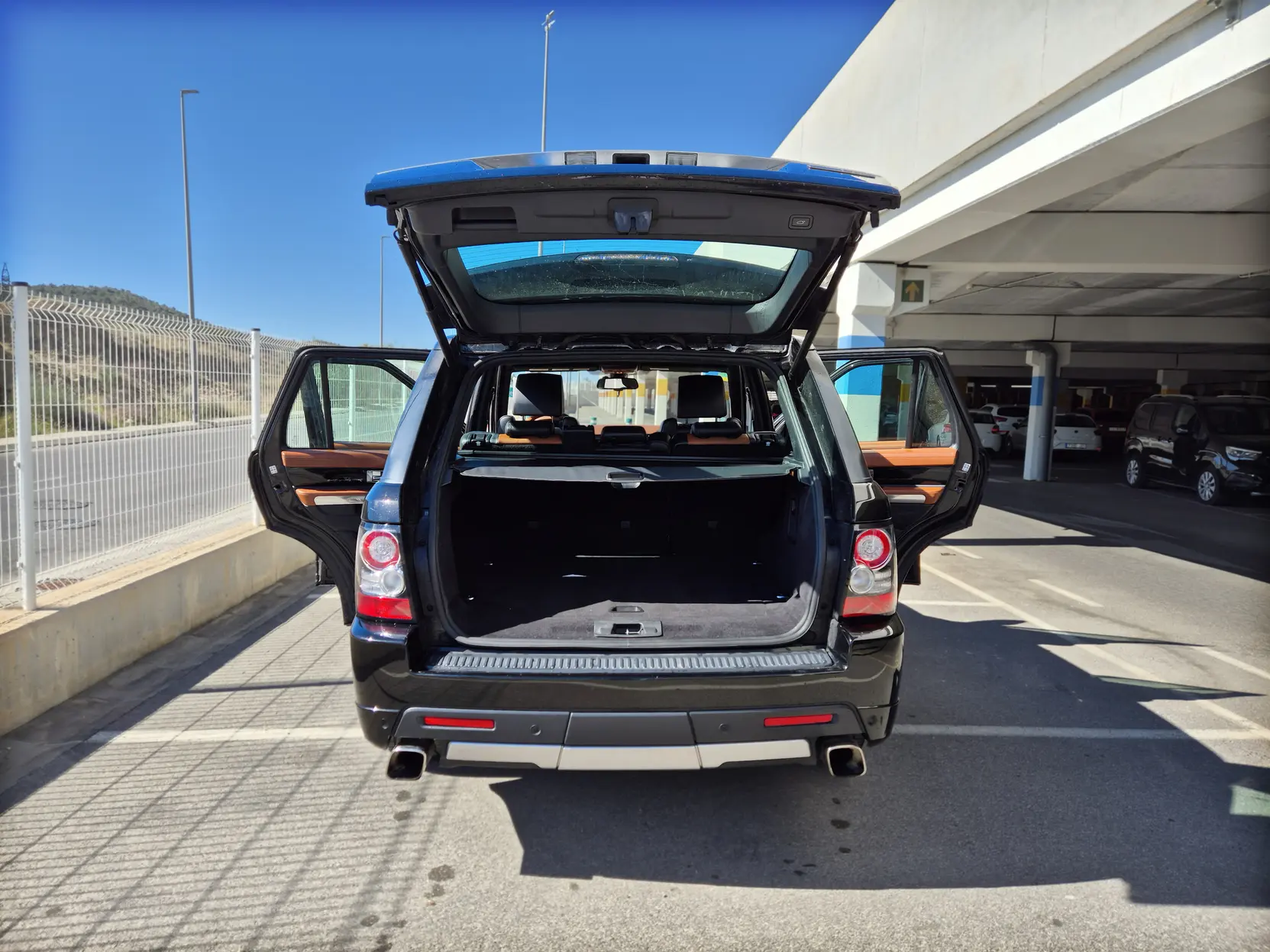 RANGE ROVER SPORT - Miniatura 17