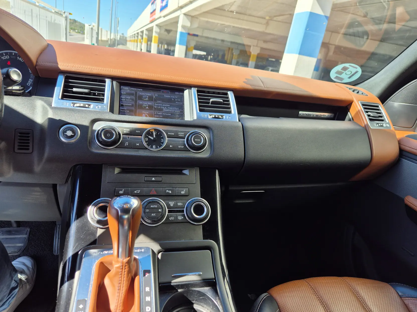 RANGE ROVER SPORT - Miniatura 23
