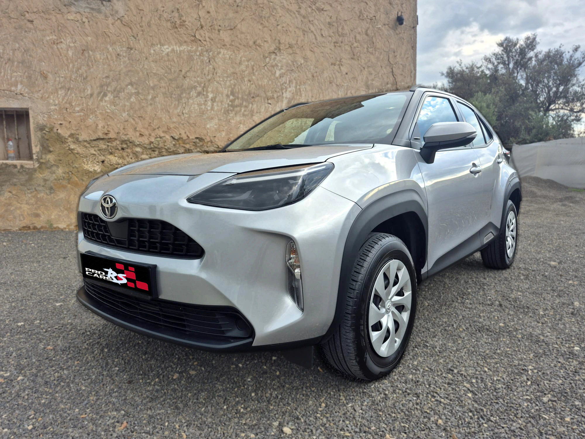 TOYOTA YARIS CROSS - Foto 1