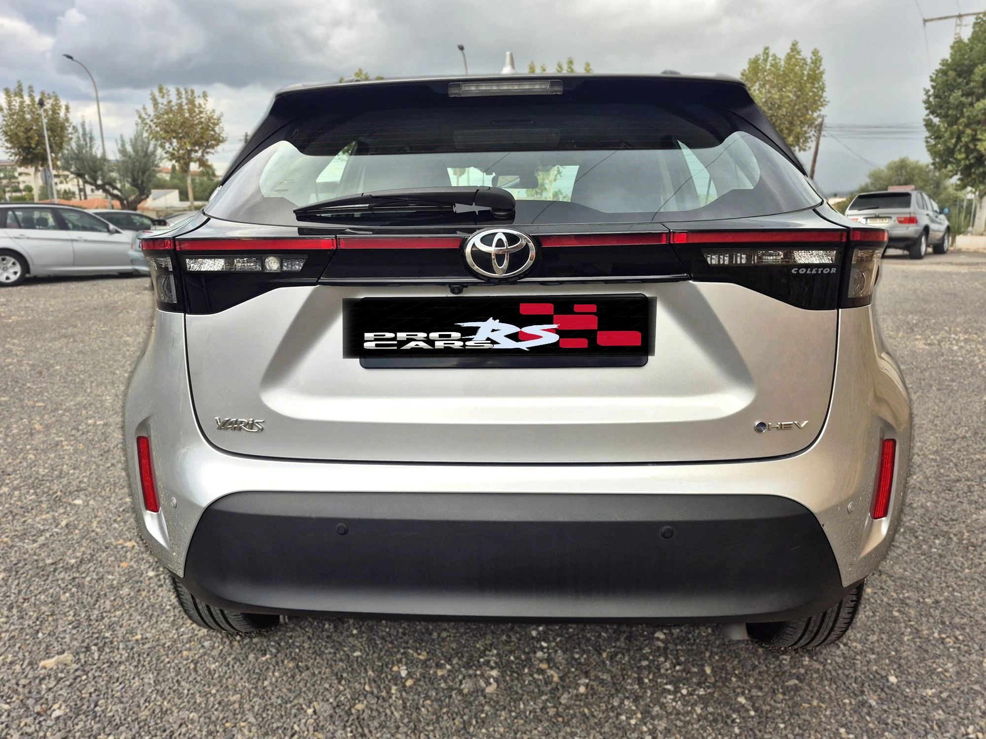 TOYOTA YARIS CROSS - Miniatura 4