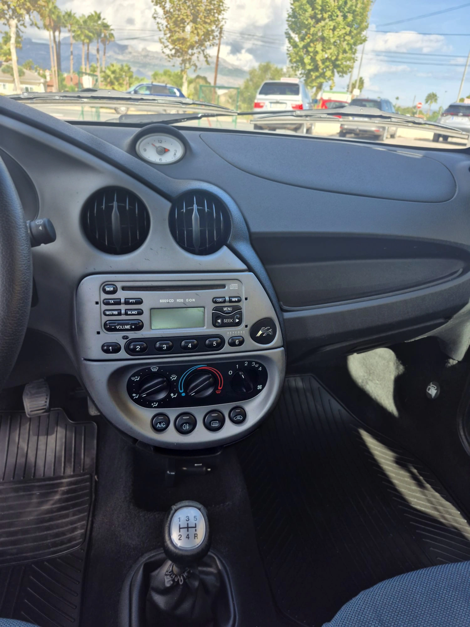 FORD KA MK1  1.3 DURATEC - Miniatura 7