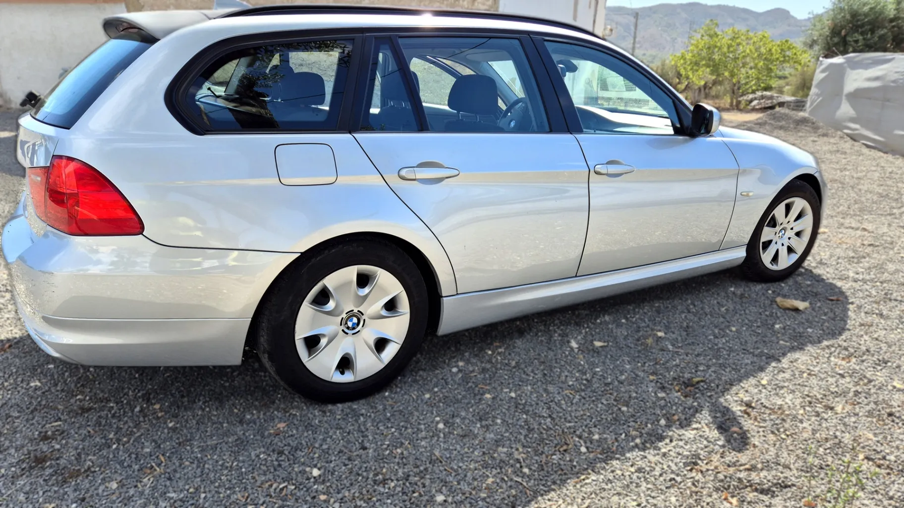 BMW SERIE 3 2.0 - Miniatura 4