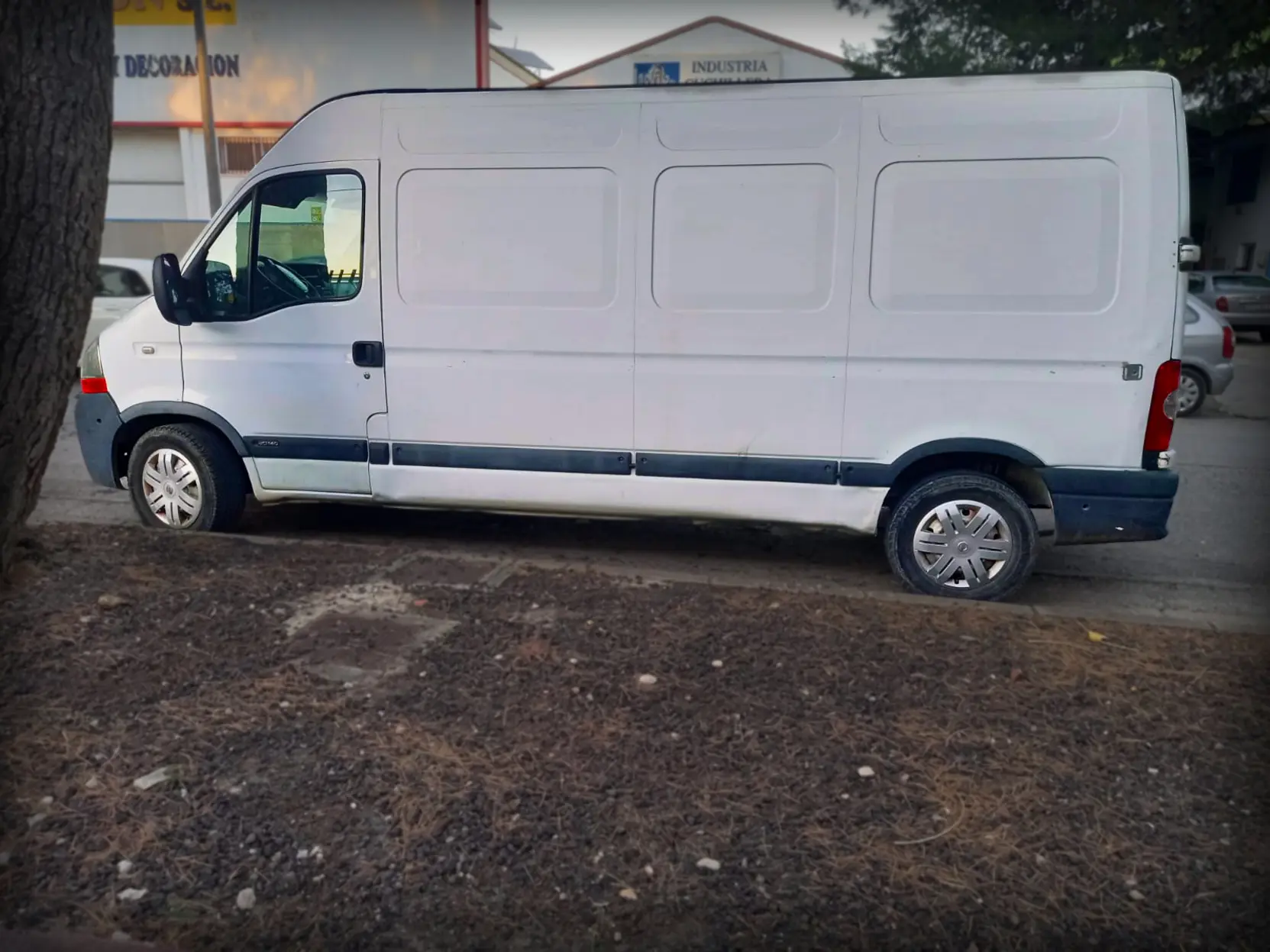 NISSAN INTER STAR 3.0 D L2 H2