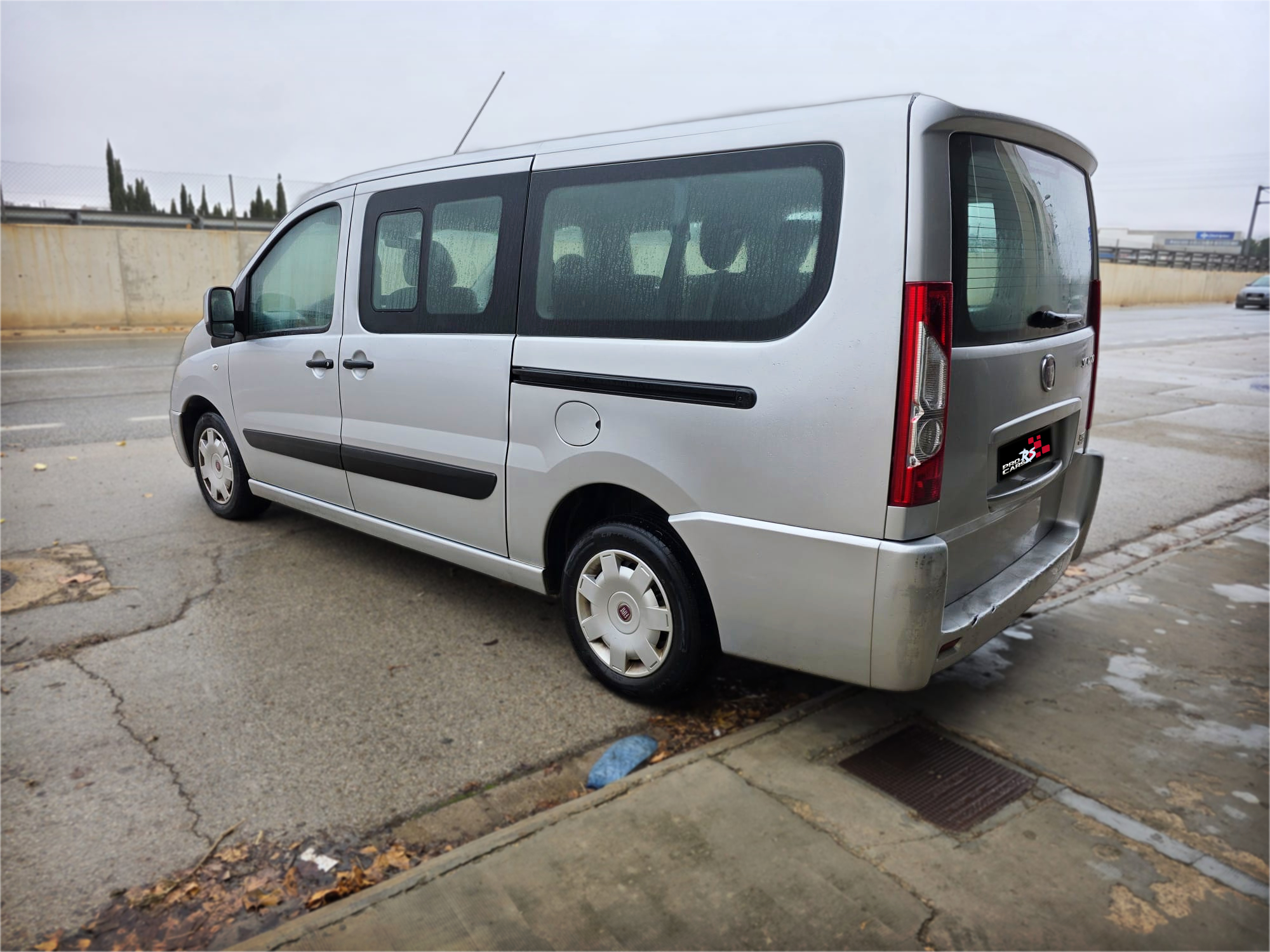 FIAT SCUDO 2.0 D COMBI 9 - Miniatura 4