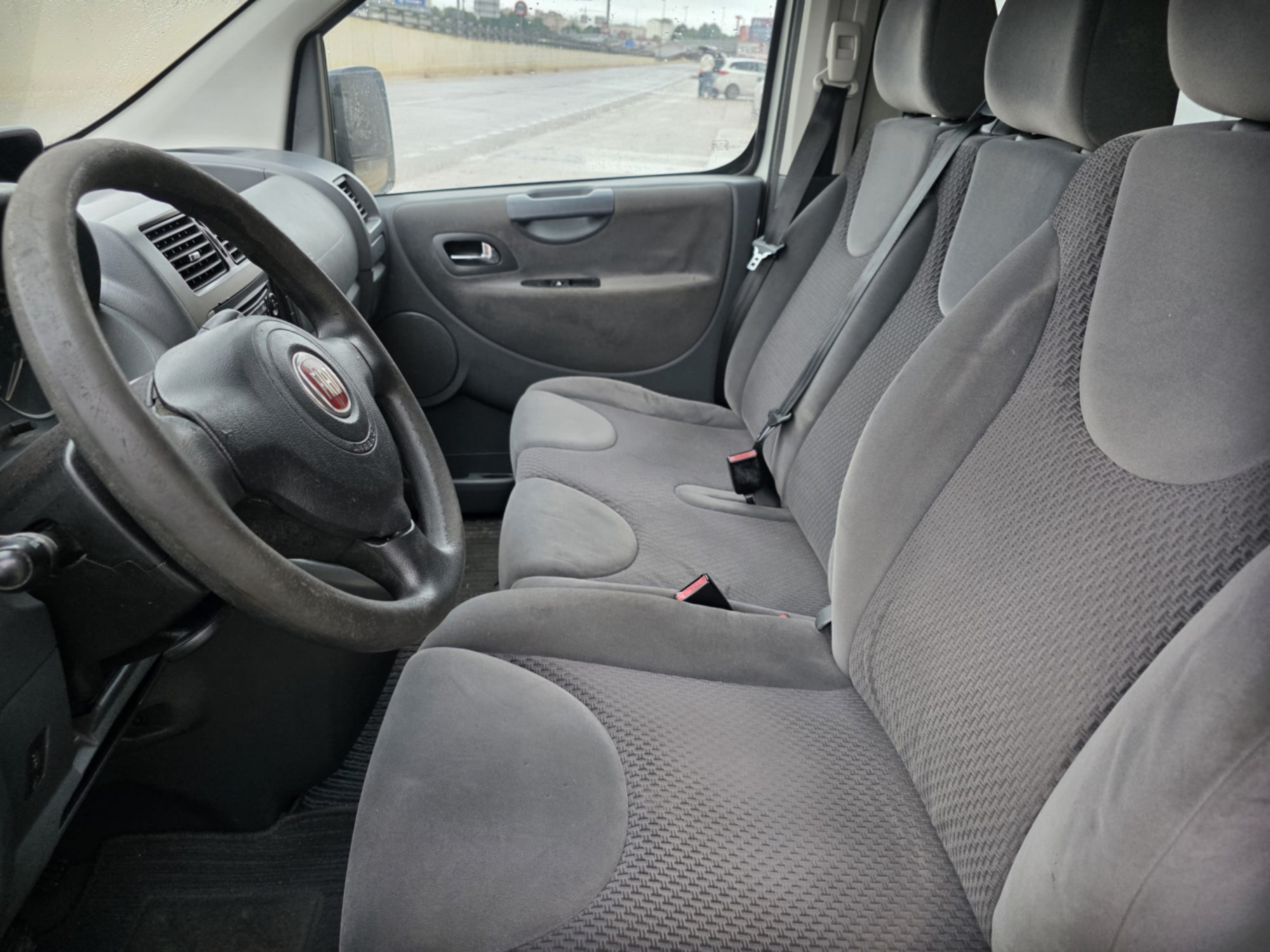 FIAT SCUDO 2.0 D COMBI 9 - Miniatura 8