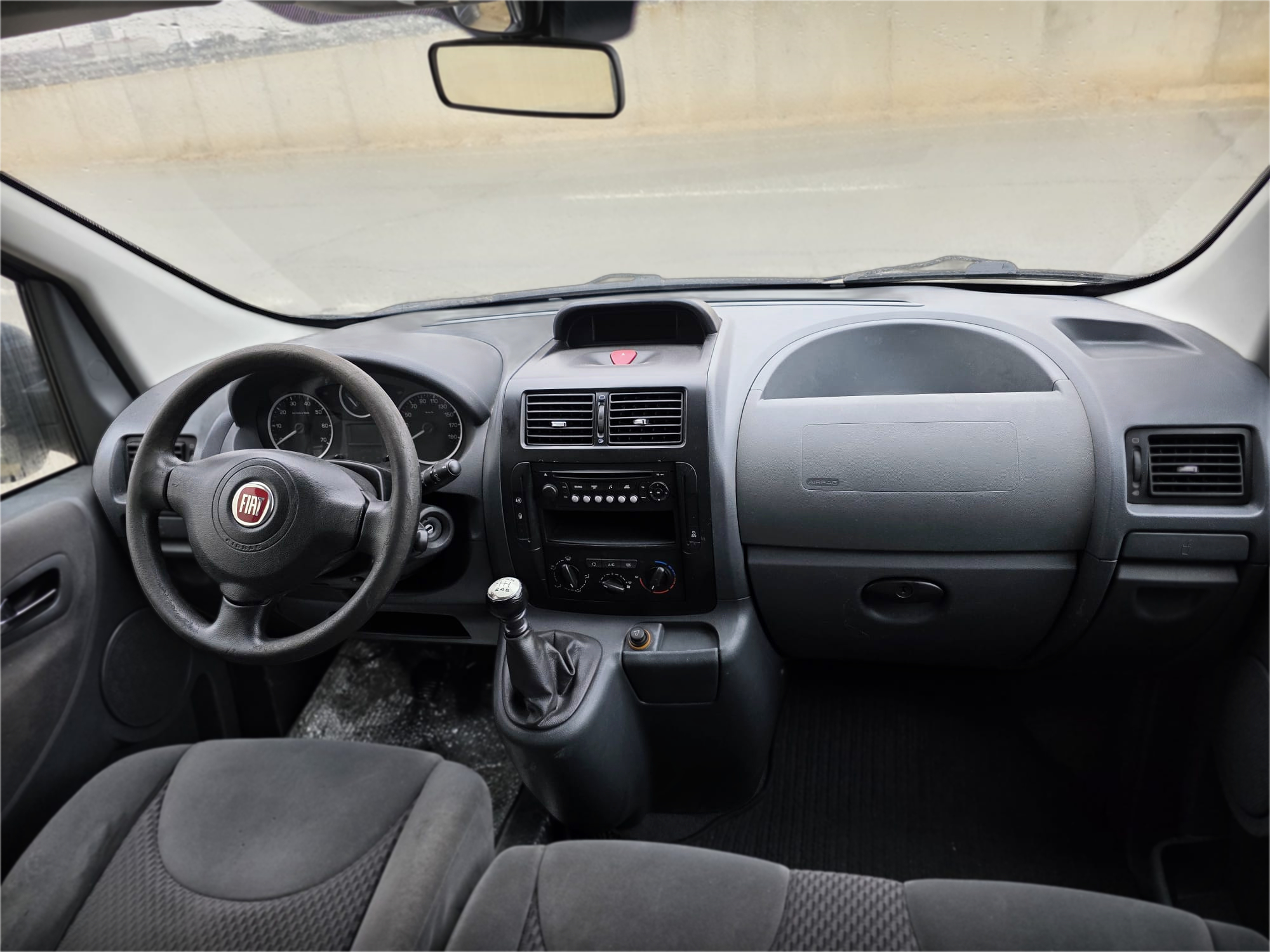 FIAT SCUDO 2.0 D COMBI 9 - Miniatura 9