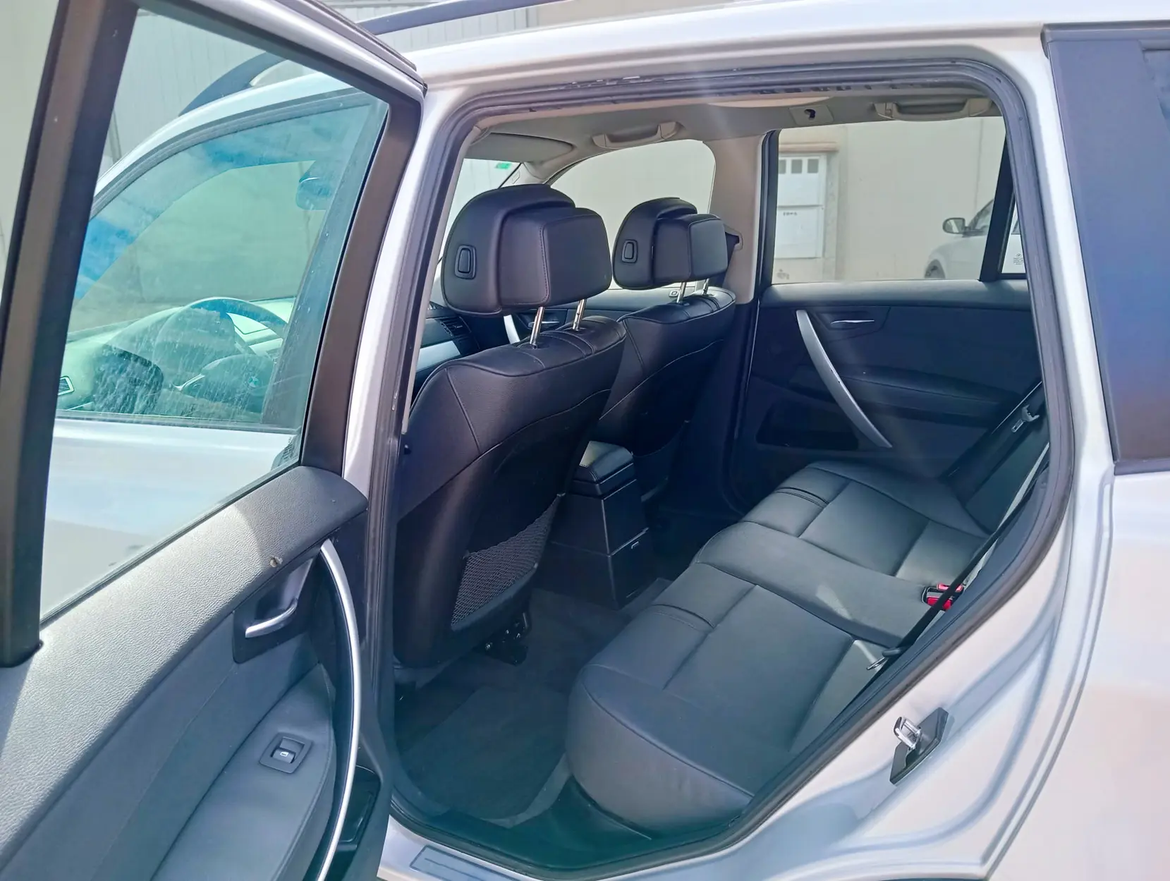 BMW X-3 2.0 - Miniatura 7