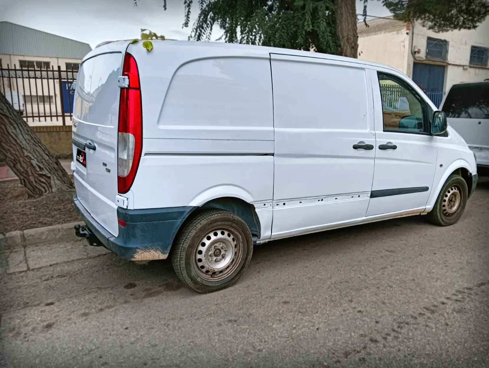 MERCEDES VITO 109 2.1 D FGO