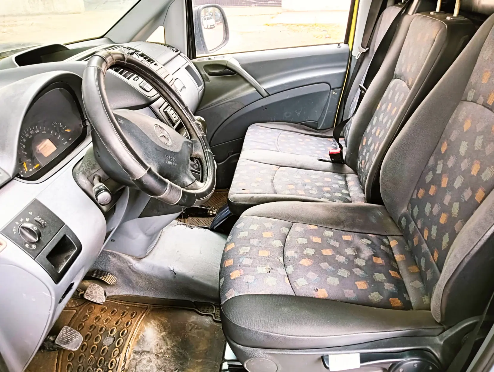 MERCEDES VITO 109 2.1 D FGO - Miniatura 4
