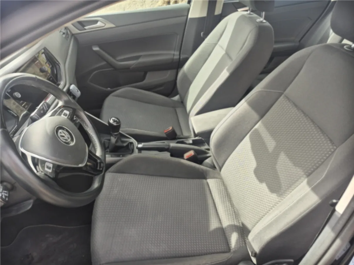 VOLKSWAGGEN POLO 1.0 - Miniatura 7