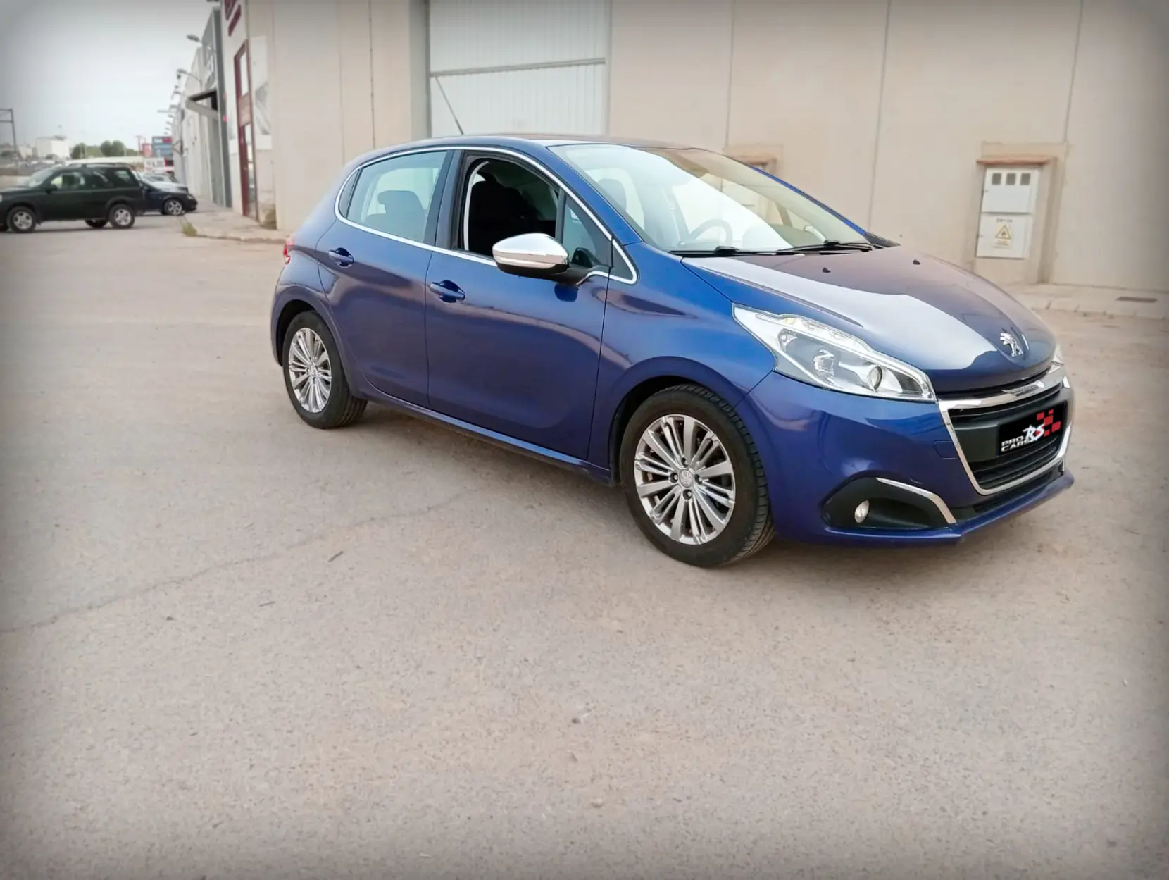 PEUGEOT 208 1.6 HDI - Foto 1