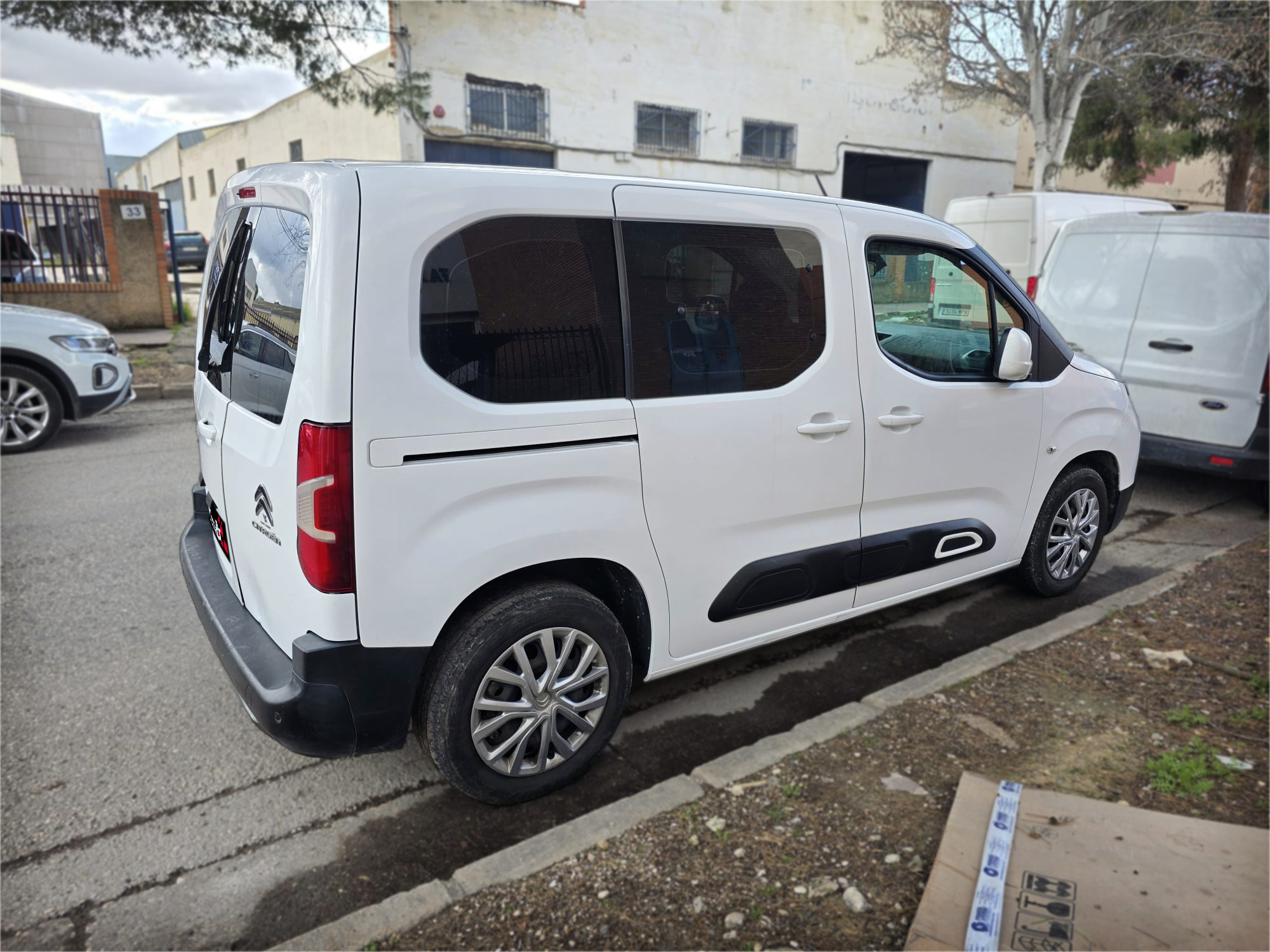 CITROEN BERLINGO - Miniatura 3