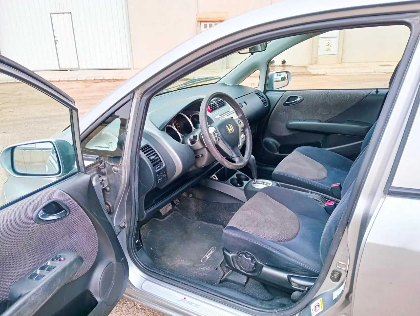 HONDA JAZZ 1.4 I - Miniatura 6