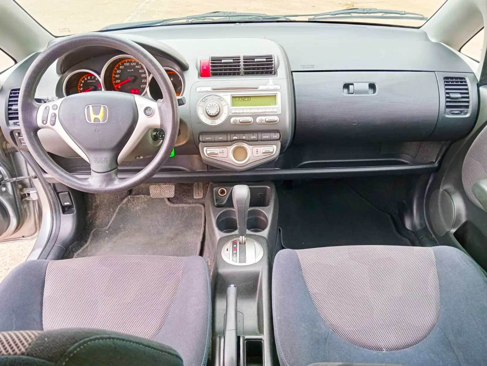 HONDA JAZZ 1.4 I - Miniatura 7