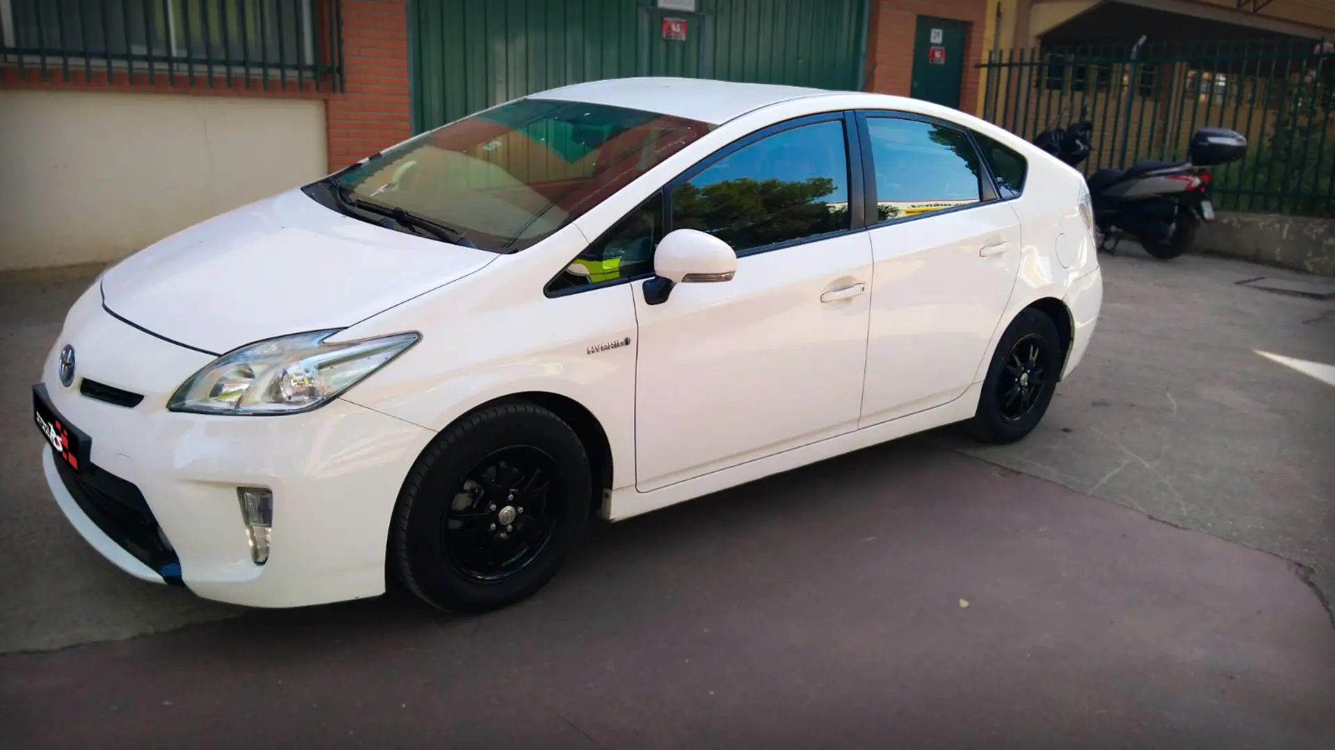 TOYOTA PRIUS 1.8 HIBRIDO - Foto 1