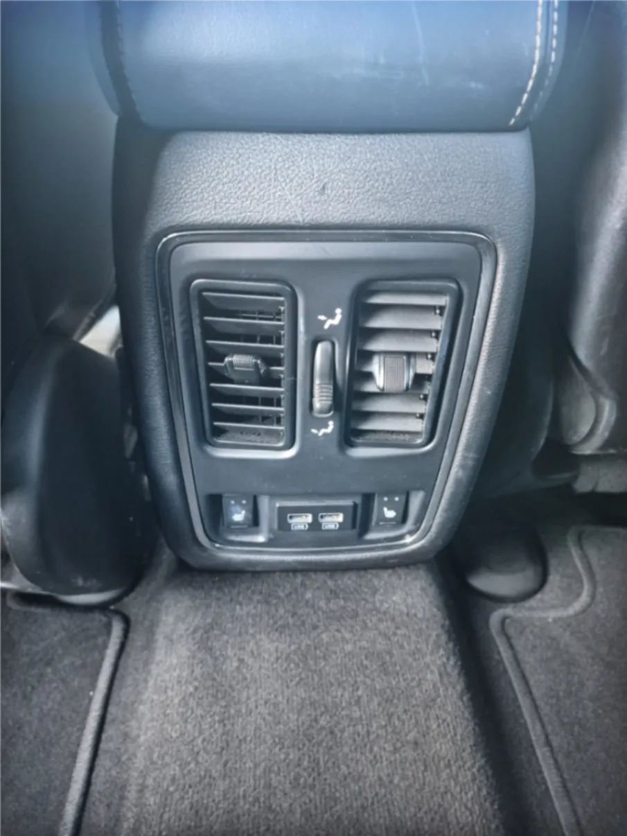 JEEP GRAND CHEROKEE 4X4 CRD - Miniatura 6
