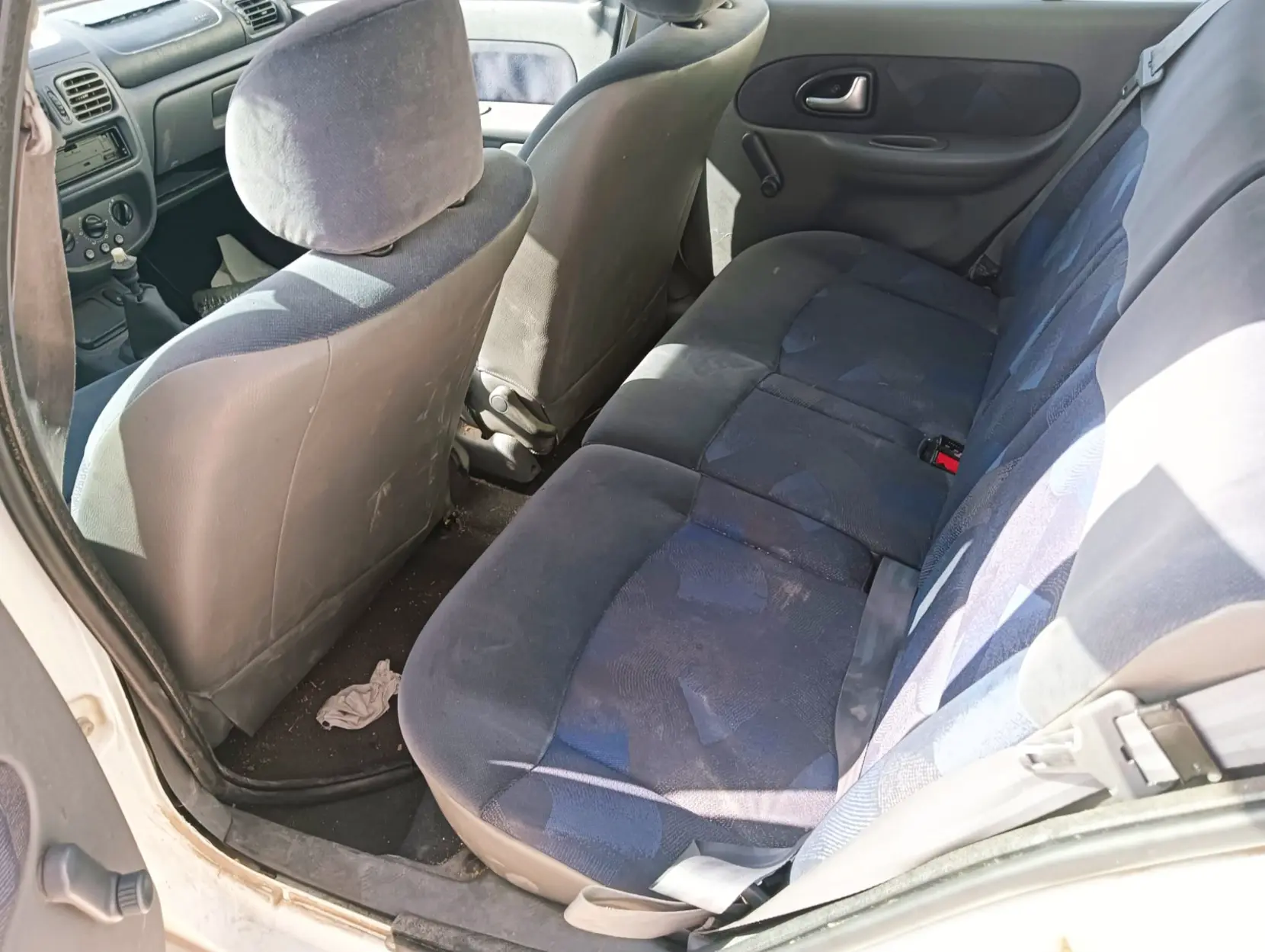 RENAULT CLIO 1.9 D - Miniatura 7